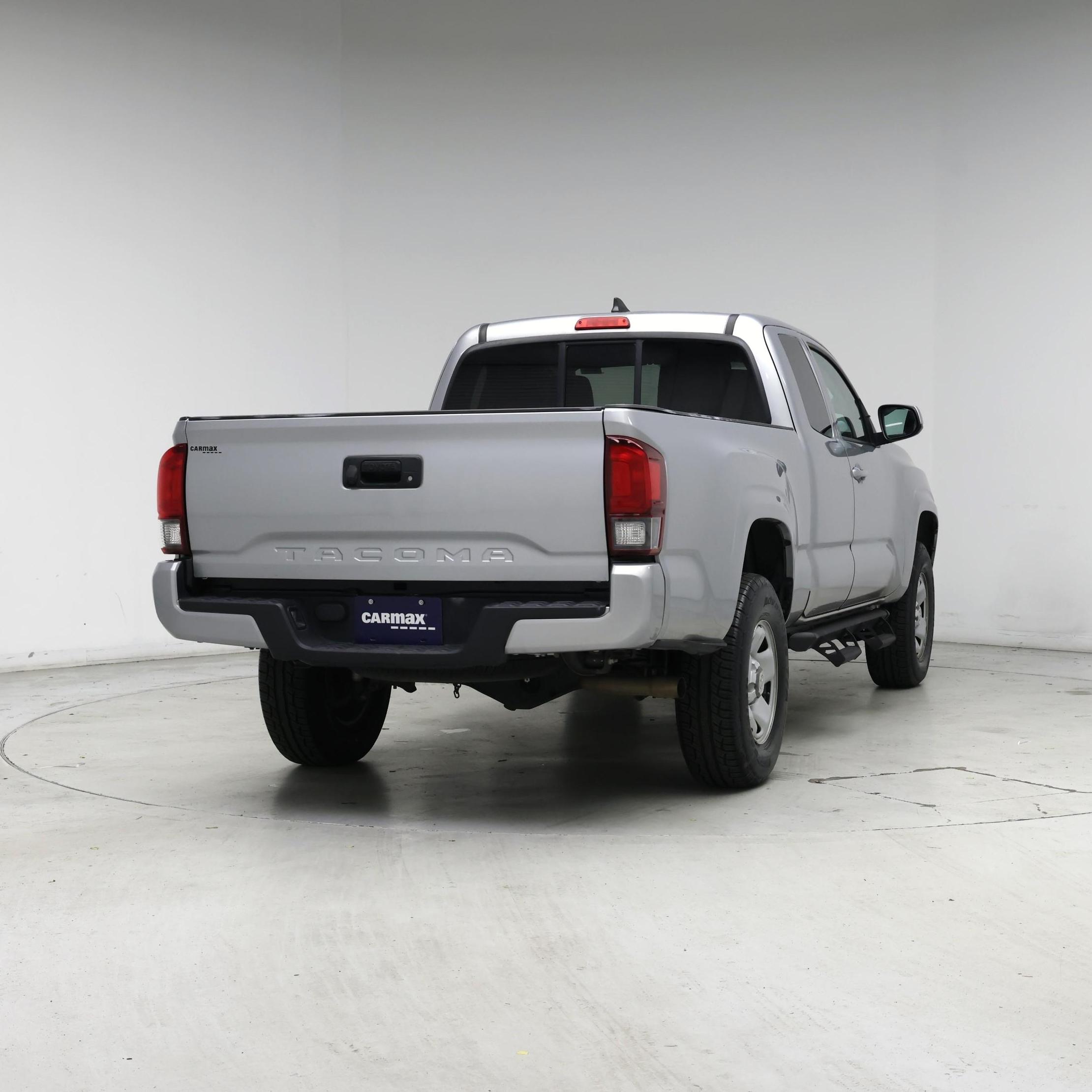 Thumbnail: 2019 Toyota Tacoma - 8