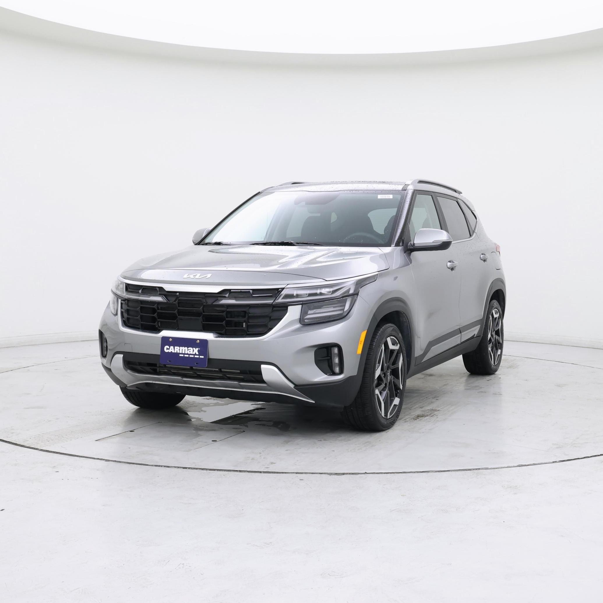 Thumbnail: 2024 Kia Seltos - 4