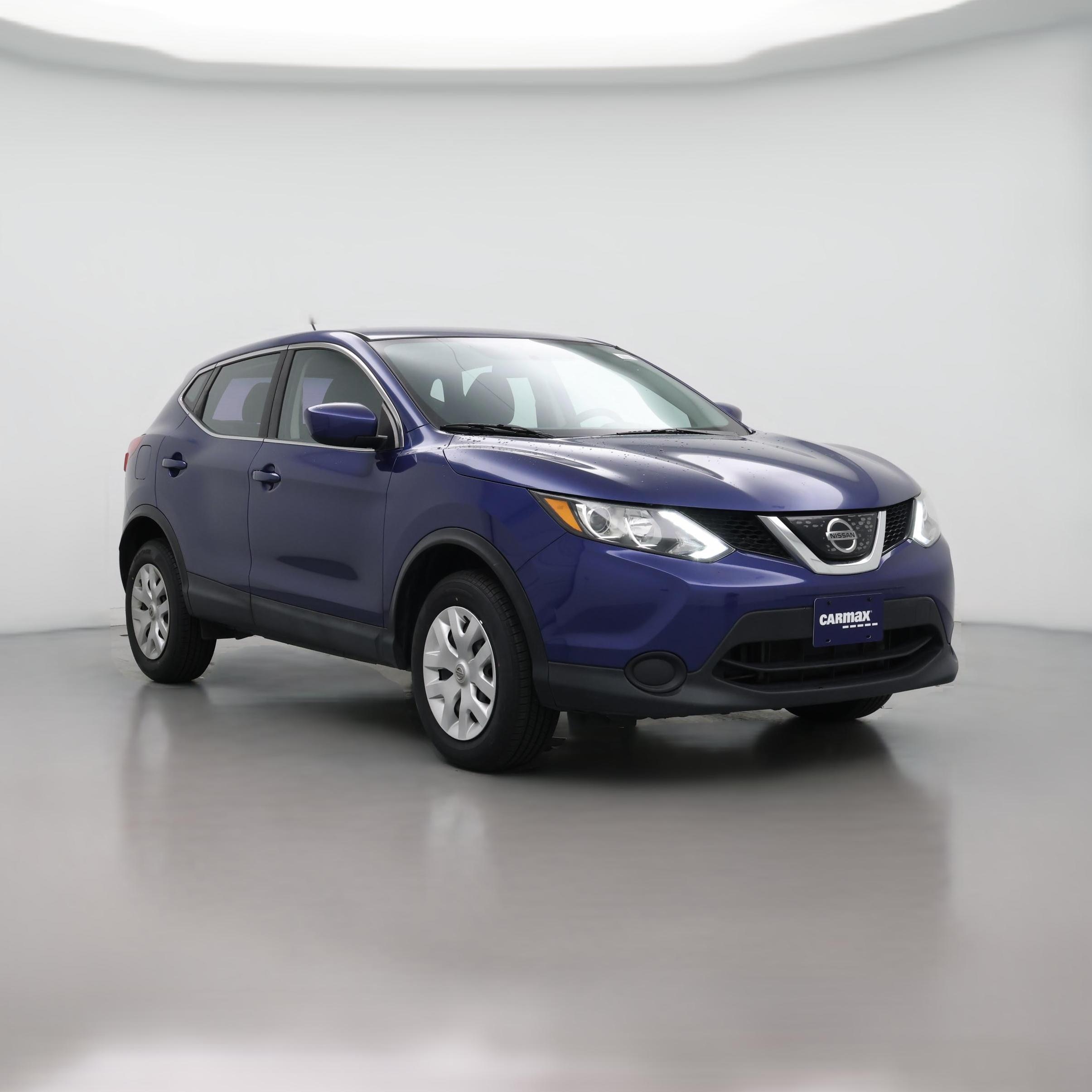 Thumbnail: 2018 Nissan Rogue Sport - 1
