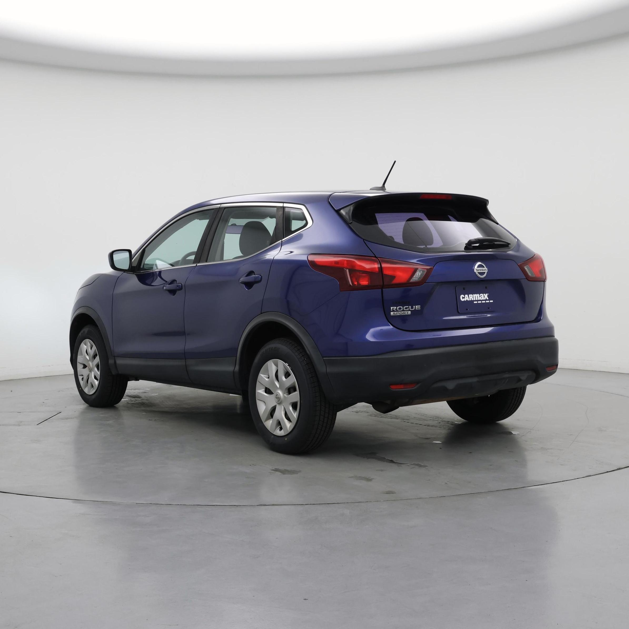Thumbnail: 2018 Nissan Rogue Sport - 2