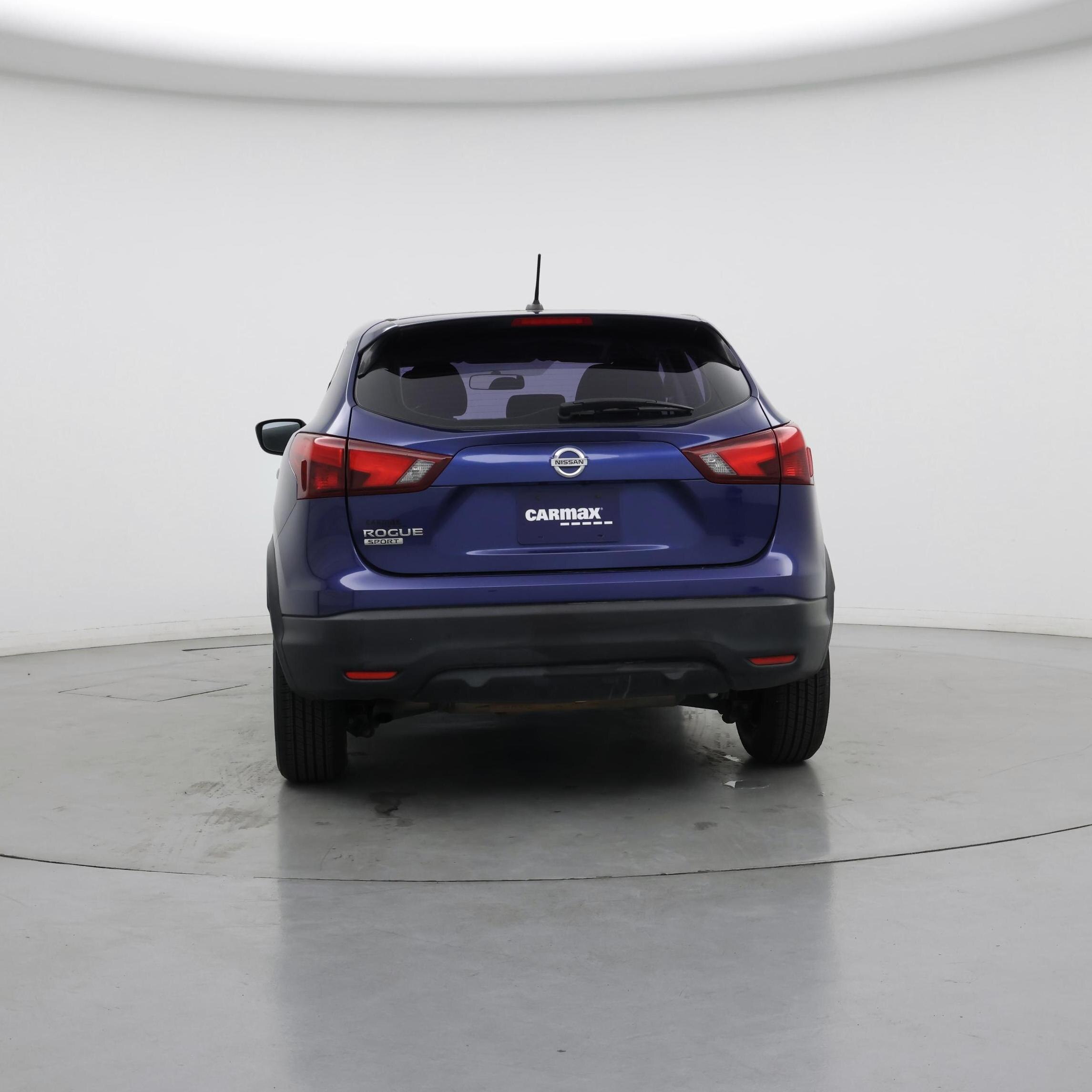 Thumbnail: 2018 Nissan Rogue Sport - 6