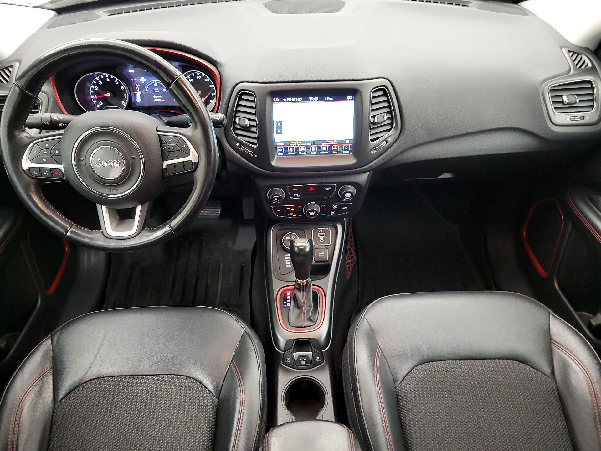 Thumbnail: 2019 Jeep Compass - 9