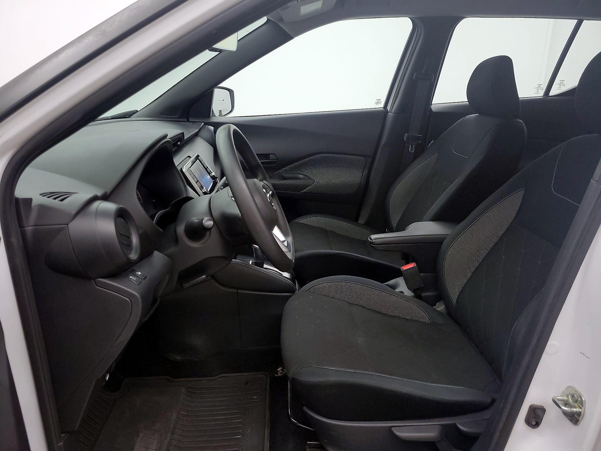 Thumbnail: 2019 Nissan Kicks - 11