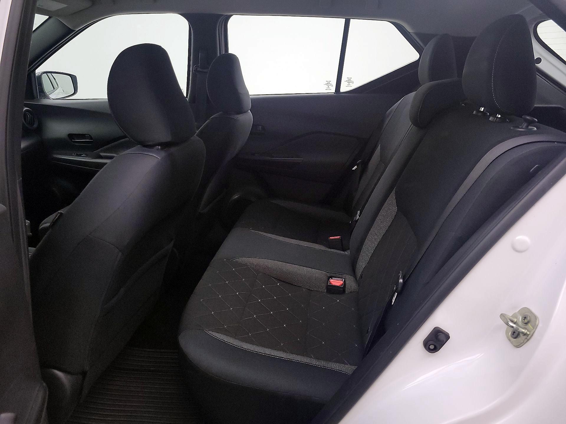 Thumbnail: 2019 Nissan Kicks - 19