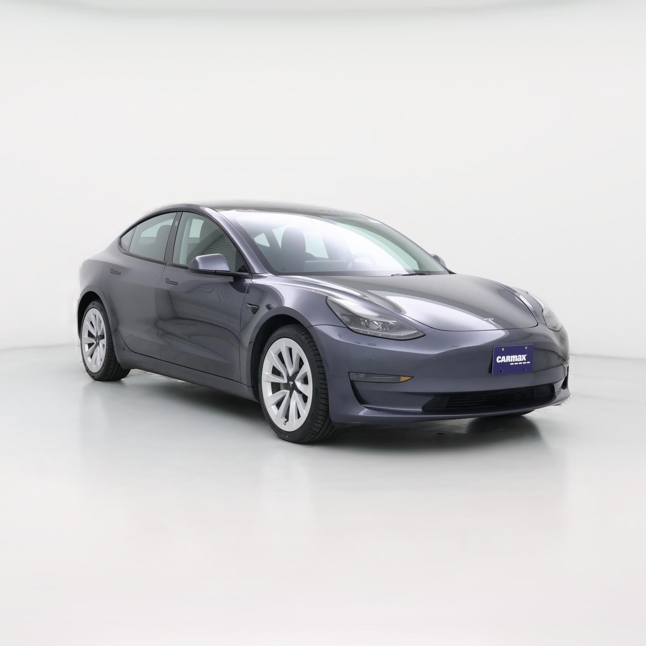Thumbnail: 2023 Tesla Model 3 - 1