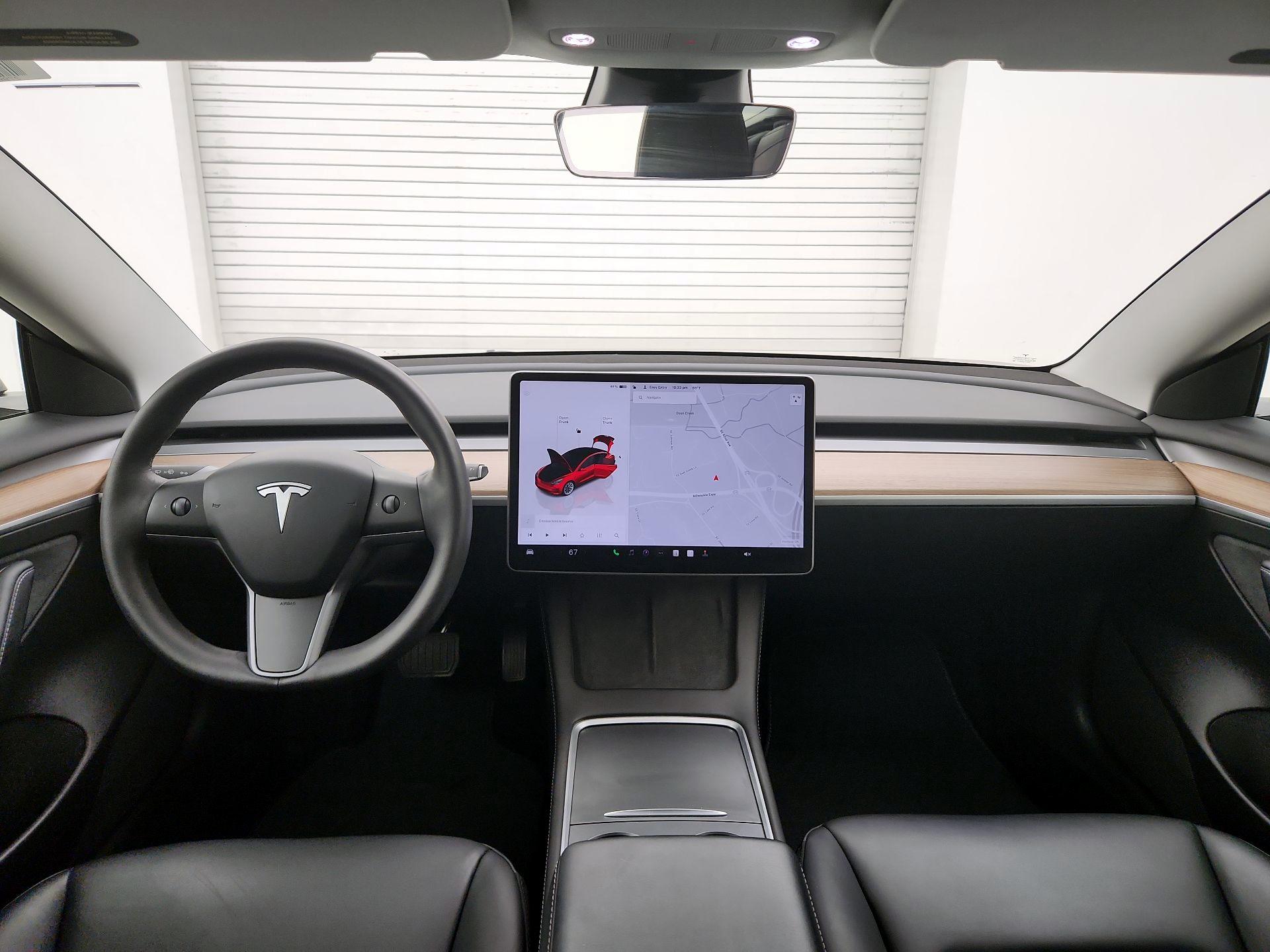 Thumbnail: 2023 Tesla Model 3 - 9