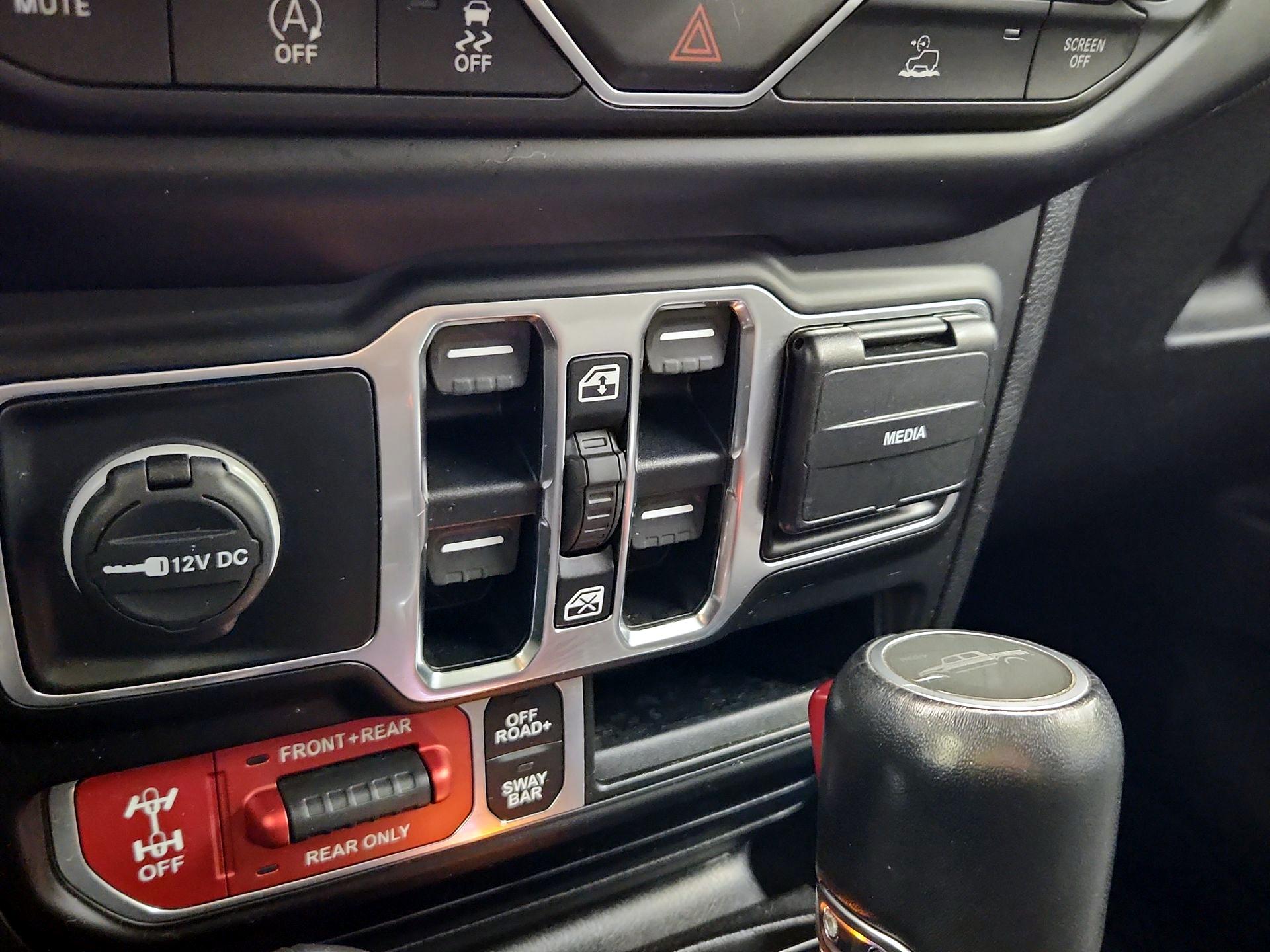 Thumbnail: 2020 Jeep Gladiator - 19