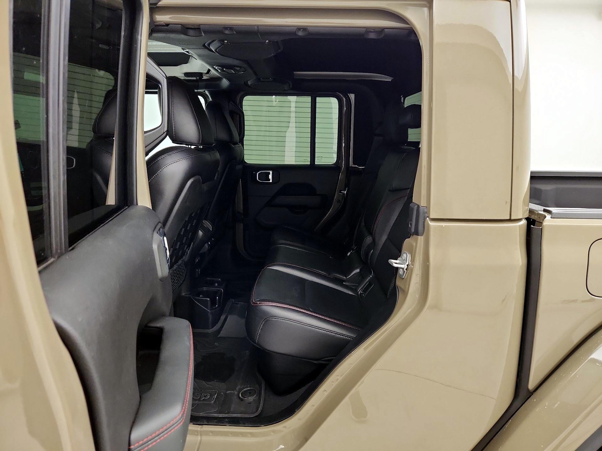 Thumbnail: 2020 Jeep Gladiator - 20