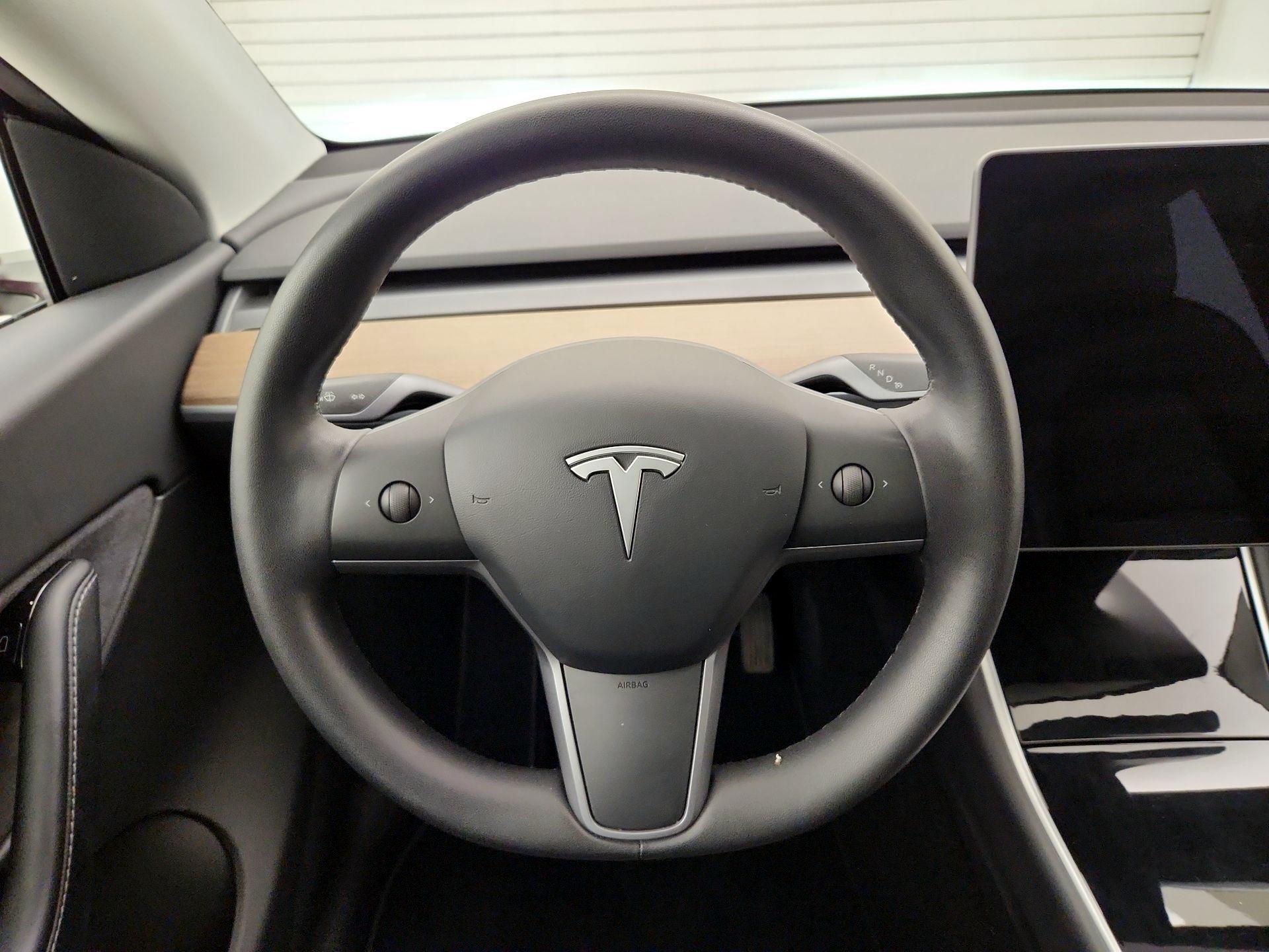 Thumbnail: 2020 Tesla Model Y - 10