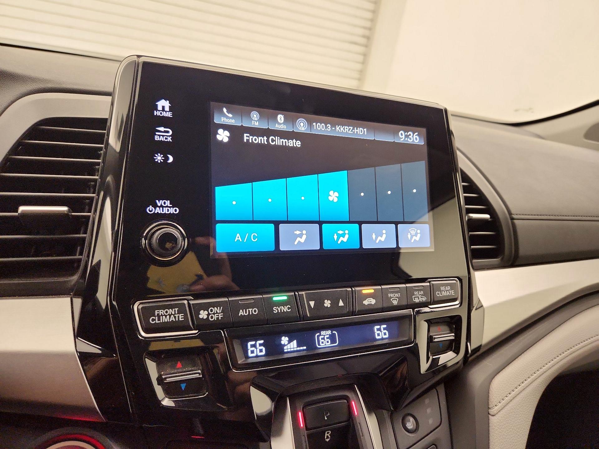 Thumbnail: 2019 Honda Odyssey - 16