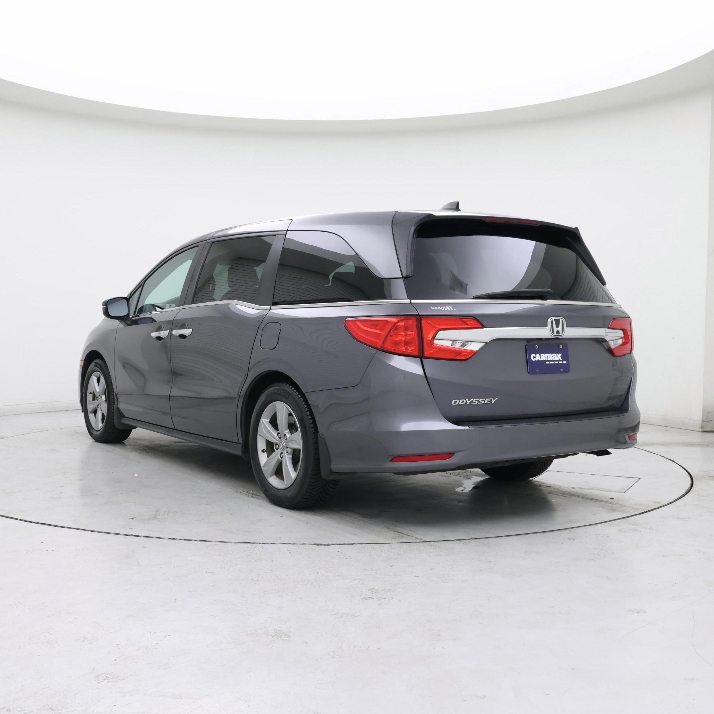 Thumbnail: 2019 Honda Odyssey - 2
