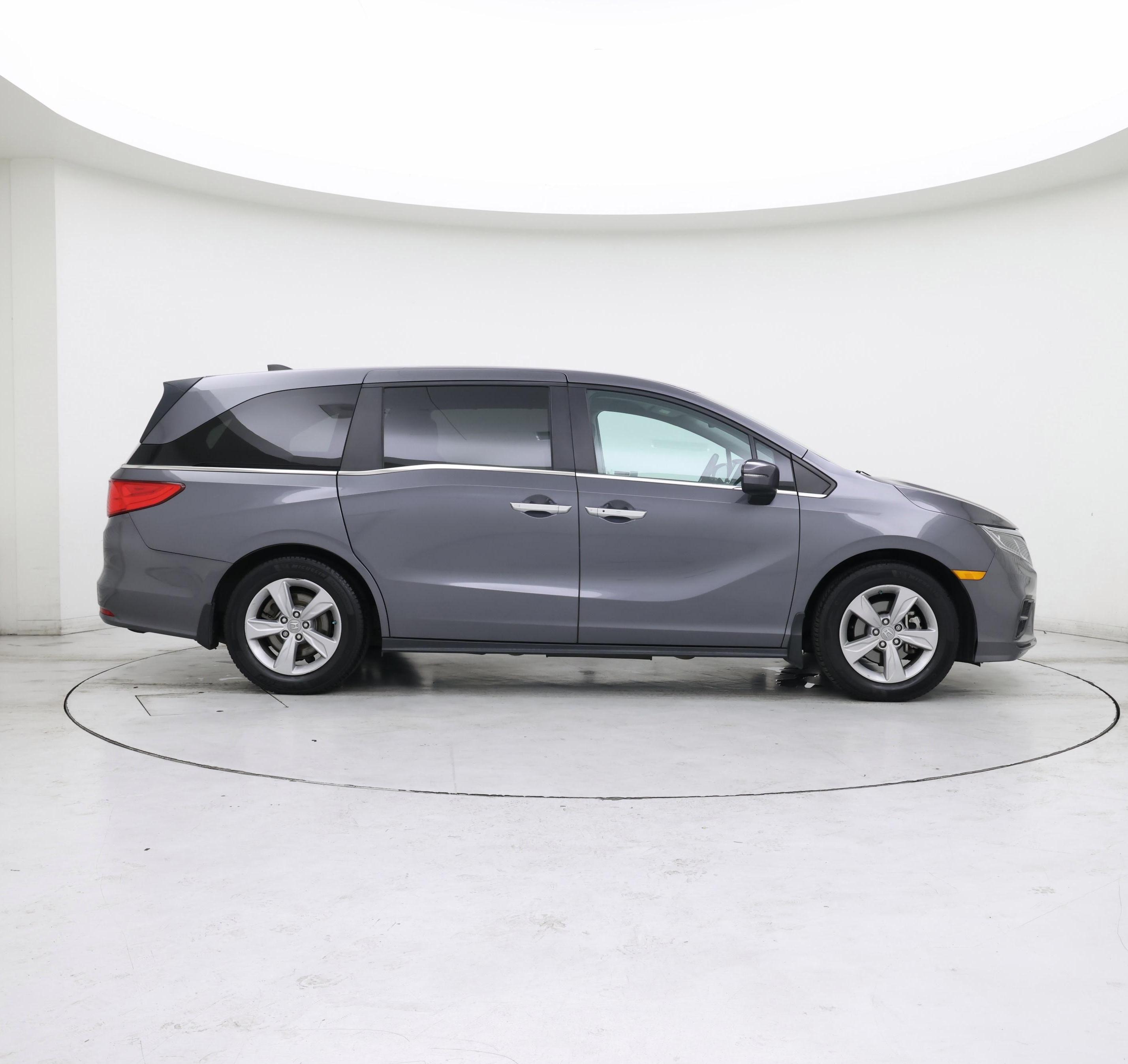 Thumbnail: 2019 Honda Odyssey - 7
