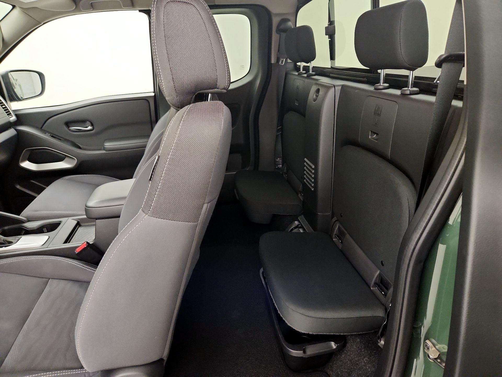 Thumbnail: 2022 Nissan Frontier - 19