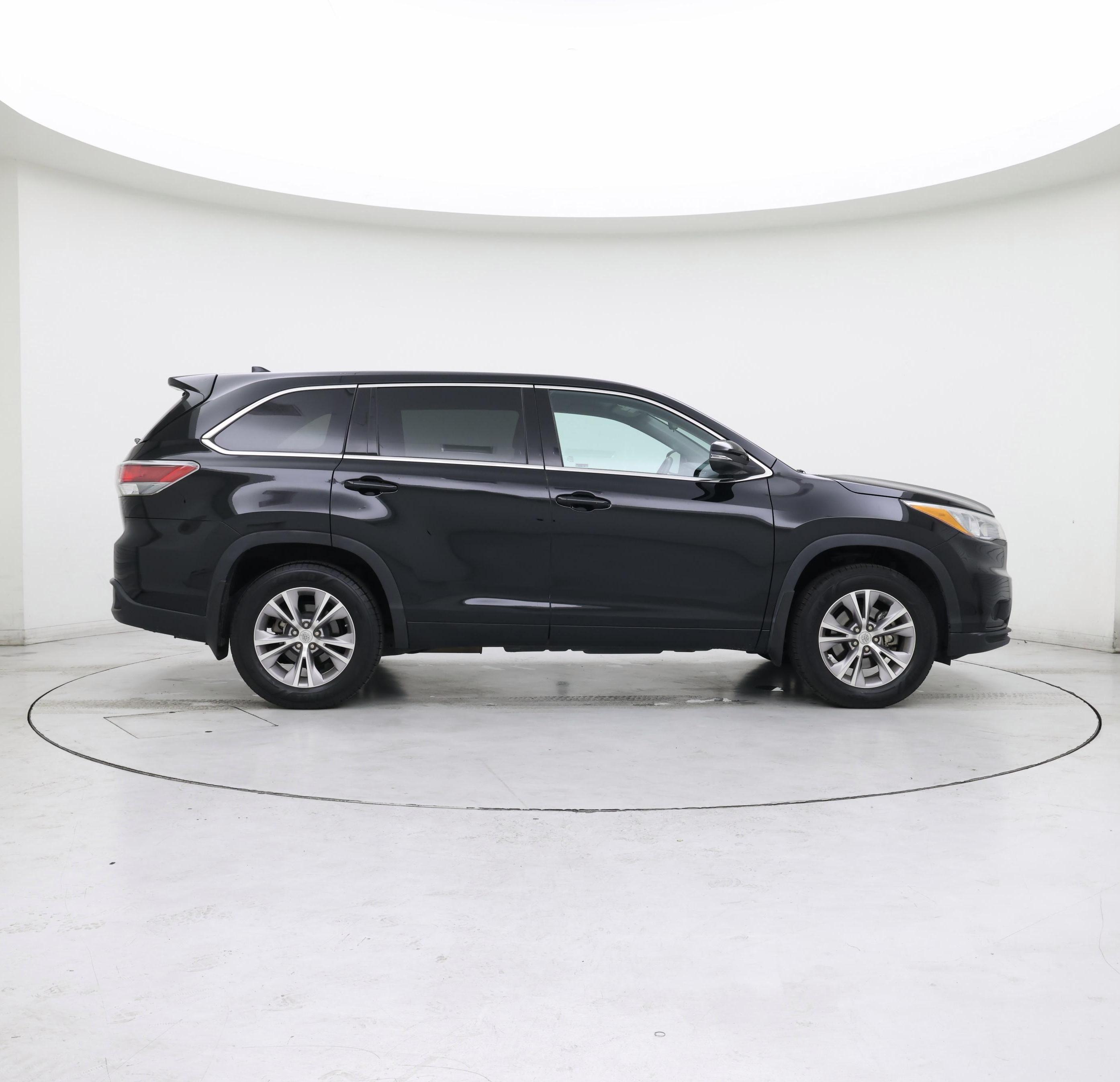 Thumbnail: 2015 Toyota Highlander - 7