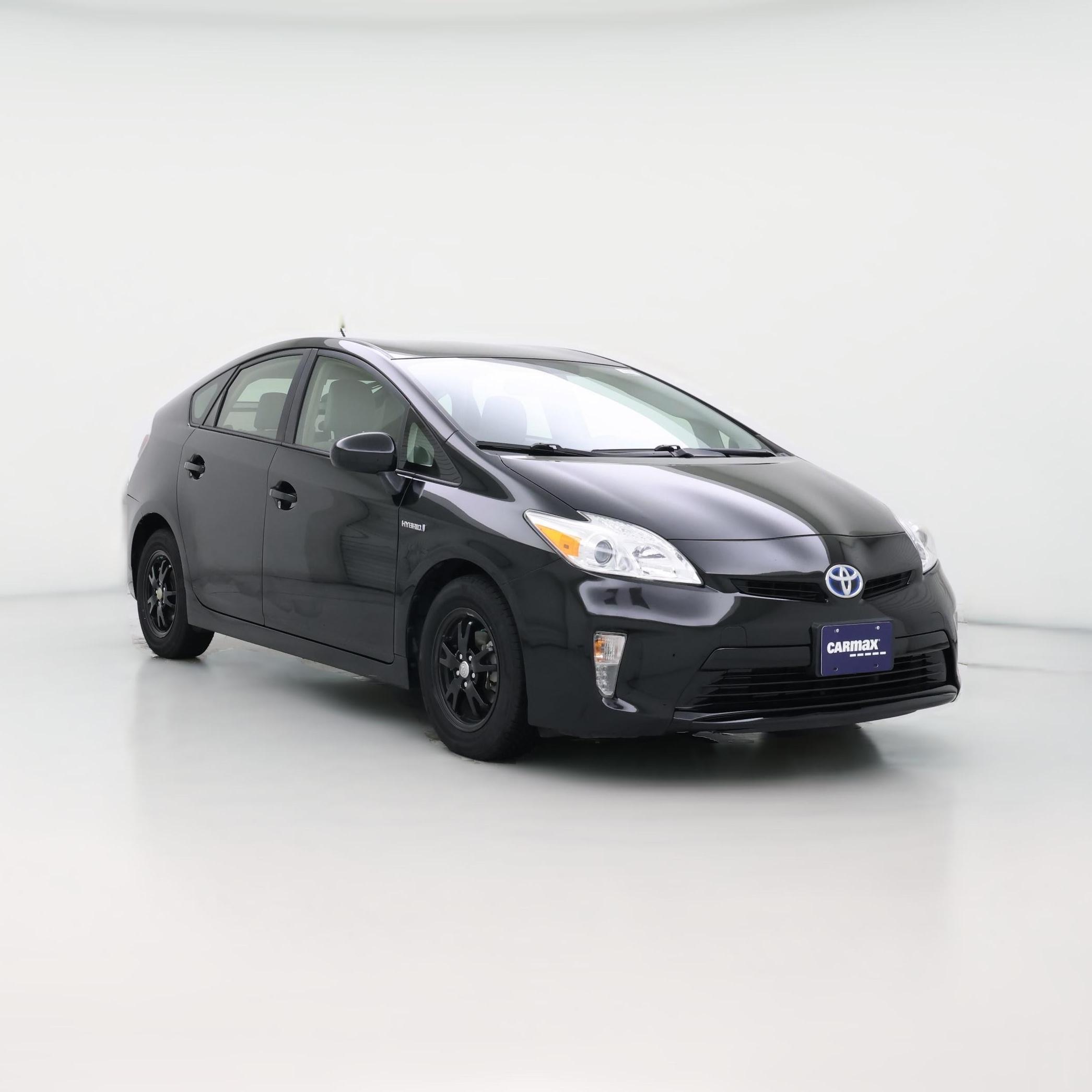 Thumbnail: 2015 Toyota Prius - 1