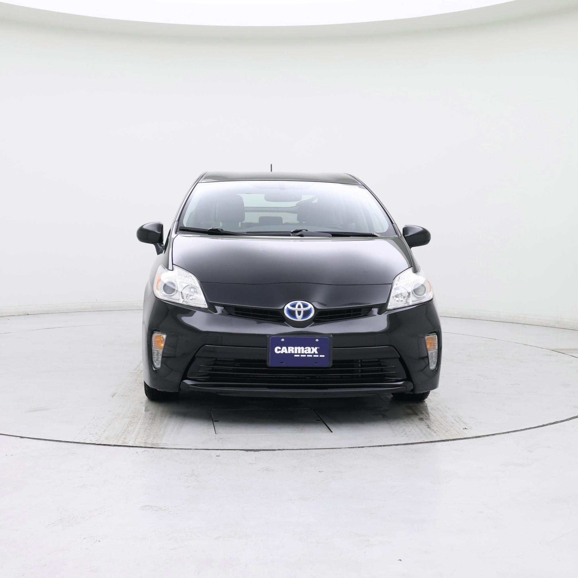 Thumbnail: 2015 Toyota Prius - 5