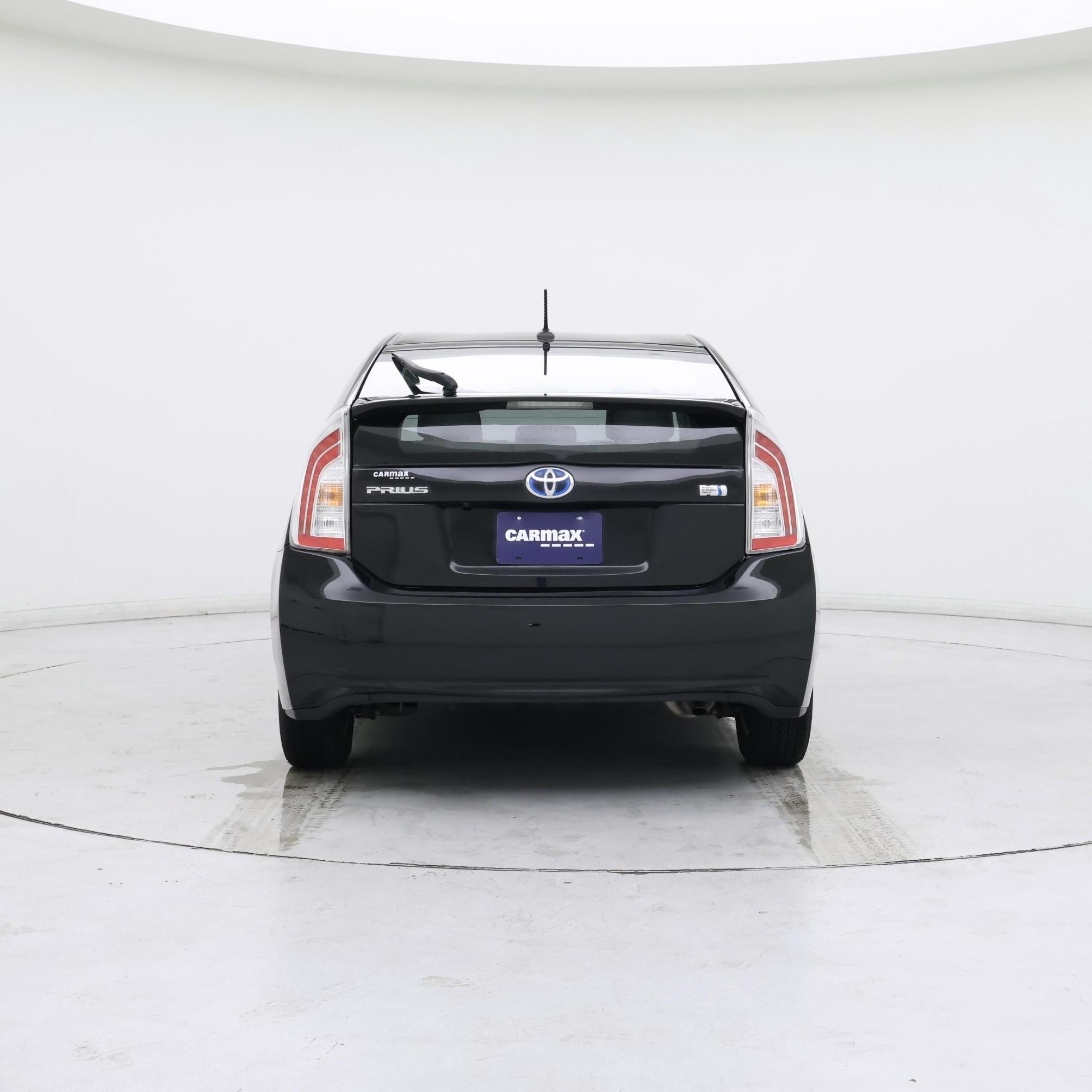 Thumbnail: 2015 Toyota Prius - 6