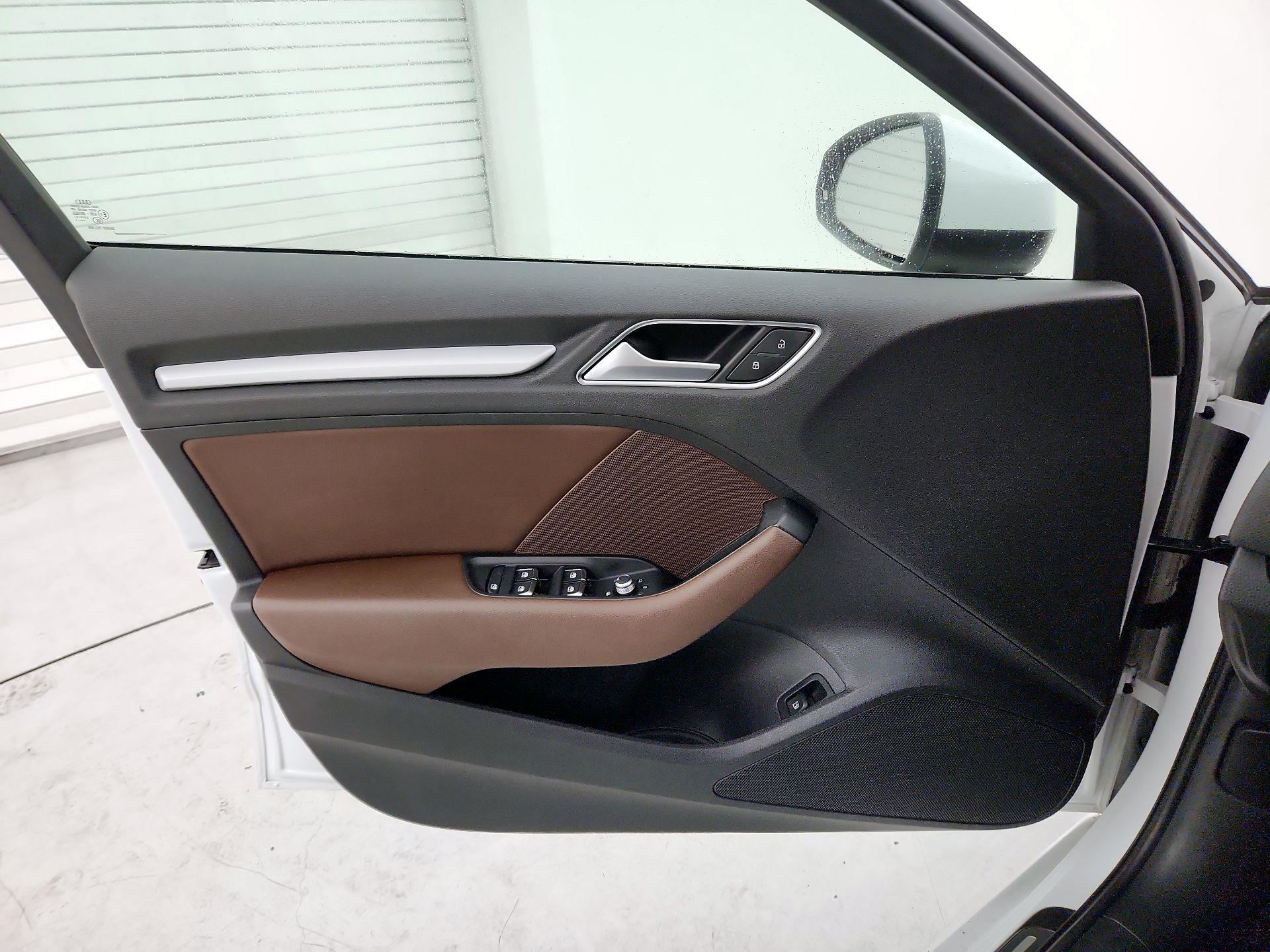 Thumbnail: 2017 Audi A3 - 12