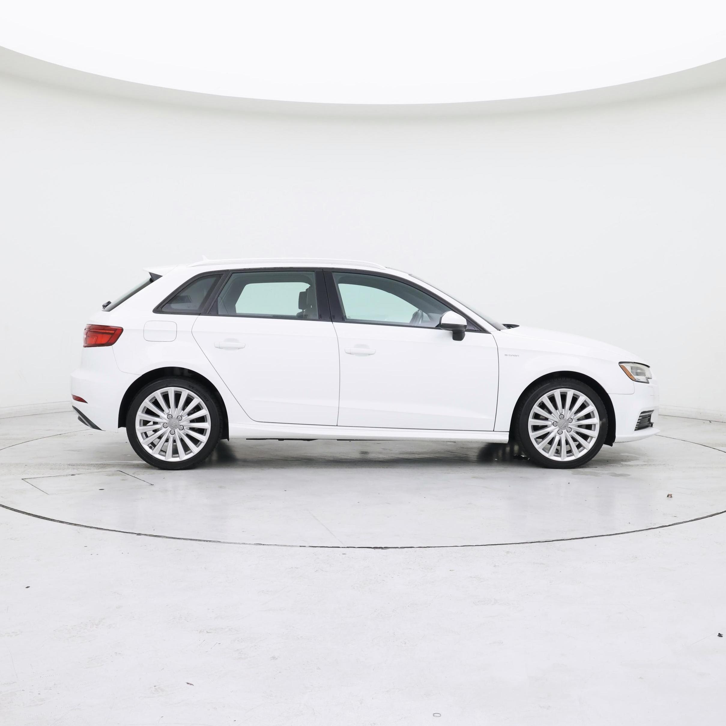 Thumbnail: 2017 Audi A3 - 7