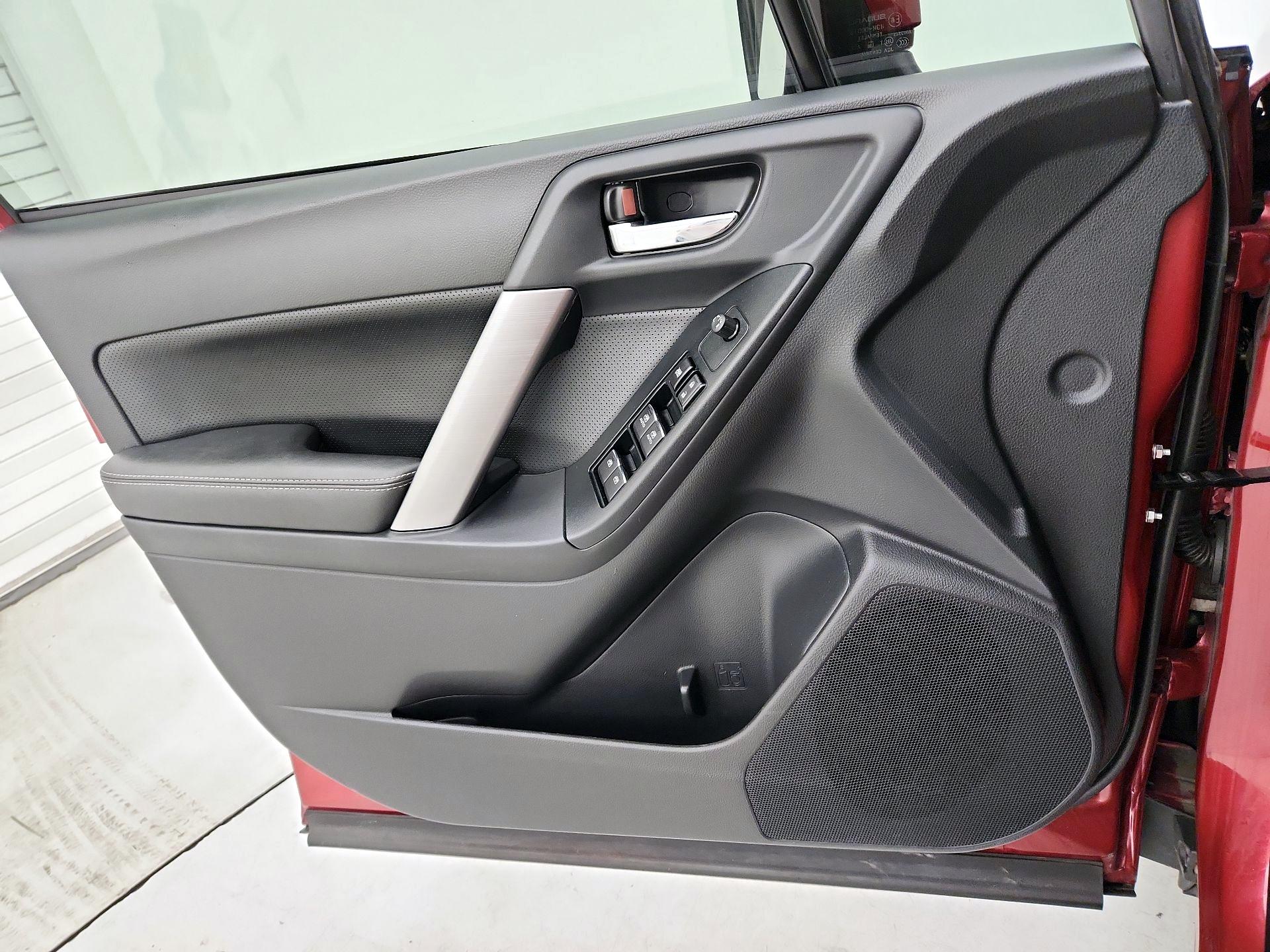 Thumbnail: 2018 Subaru Forester - 12