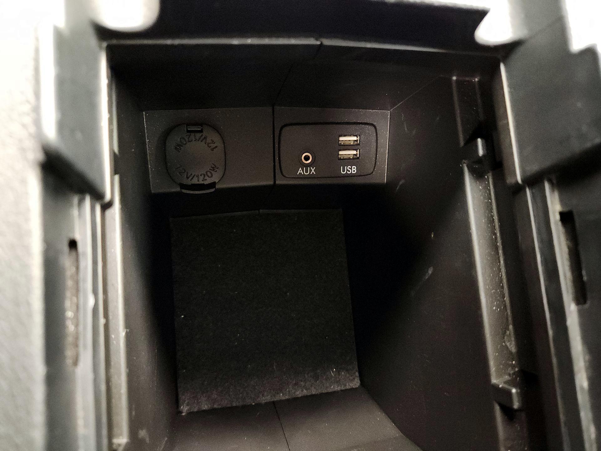 Thumbnail: 2018 Subaru Forester - 18