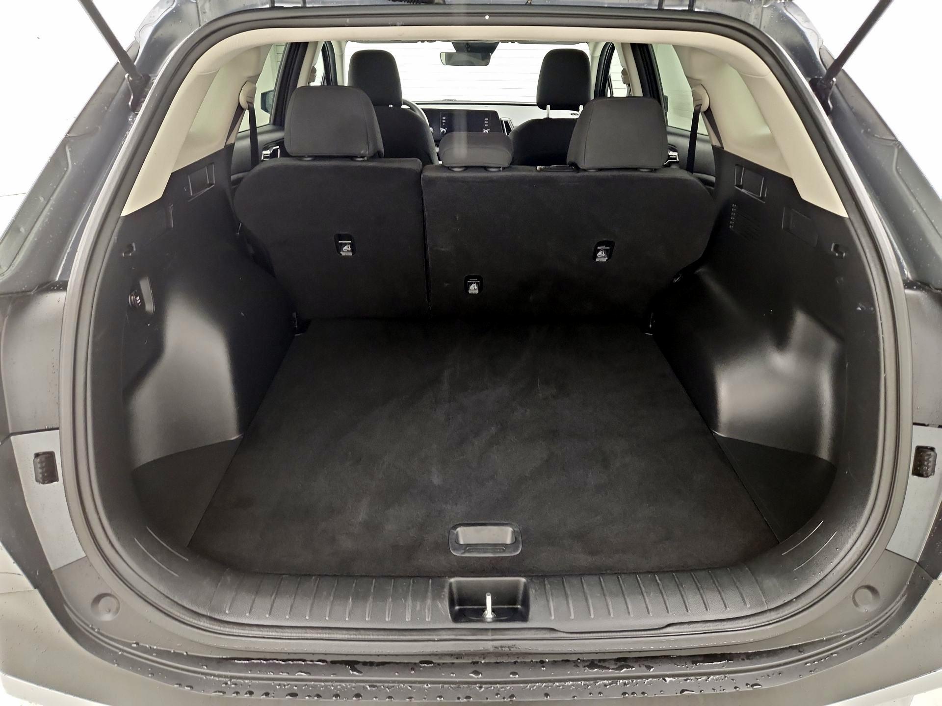 Thumbnail: 2023 Kia Sportage - 20