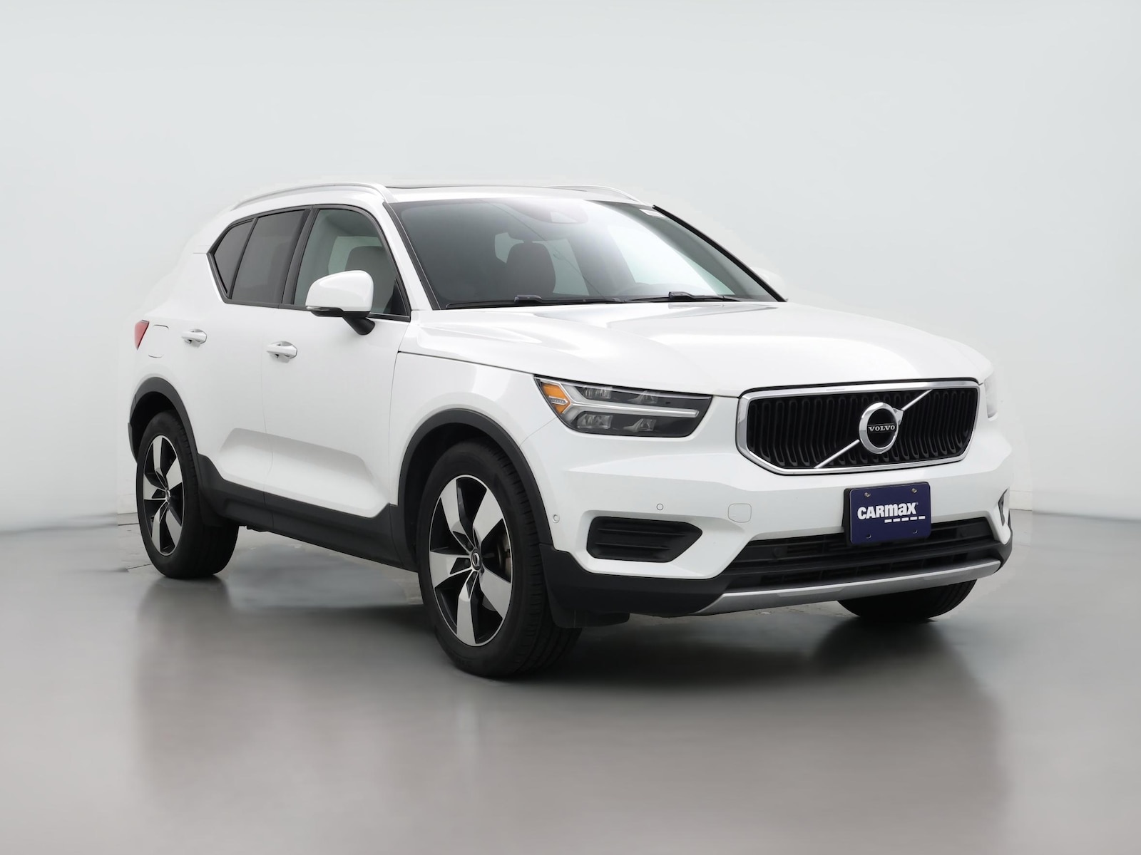 2019 Volvo XC40 Momentum