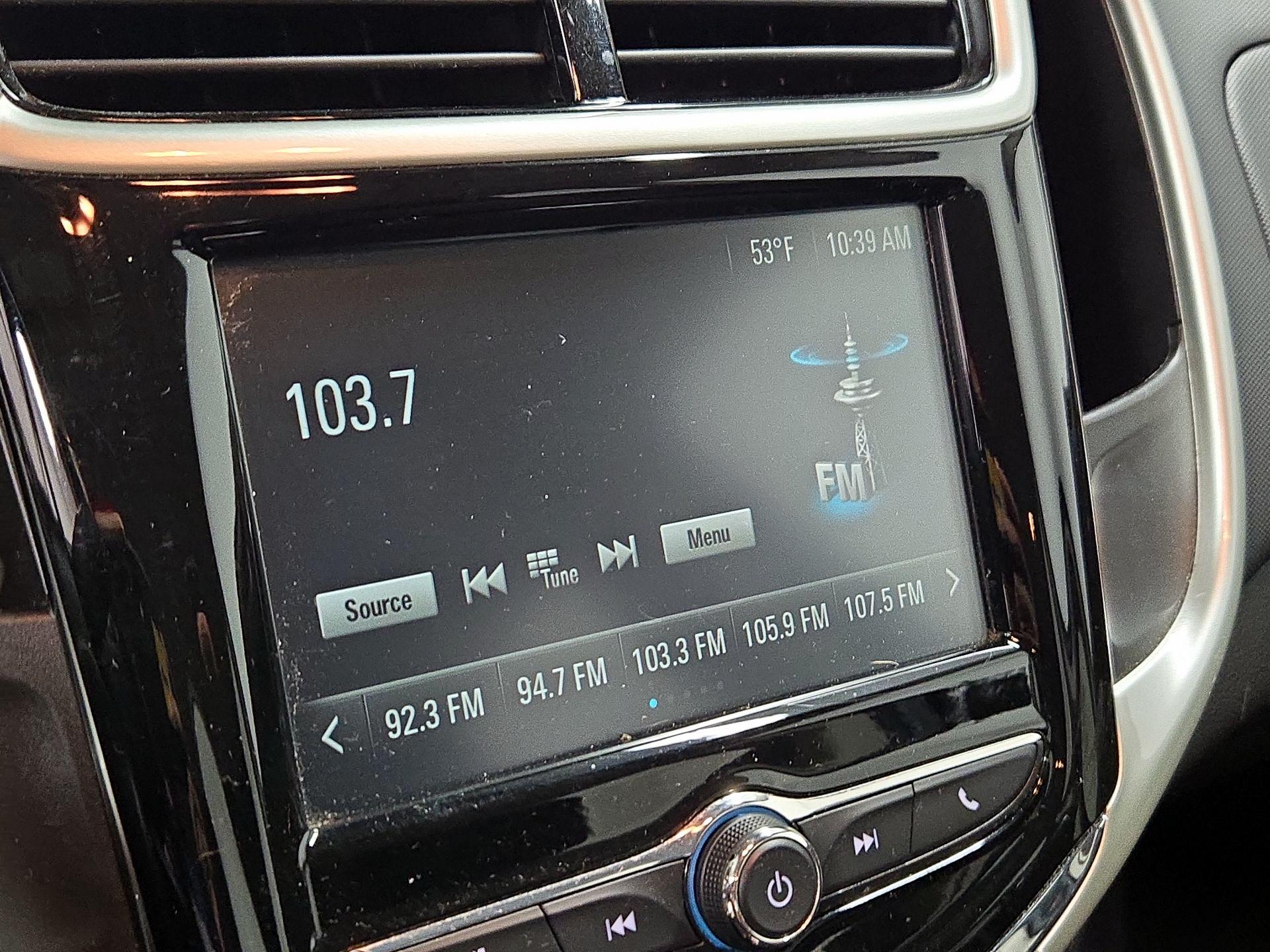 Thumbnail: 2017 Chevrolet Sonic - 15