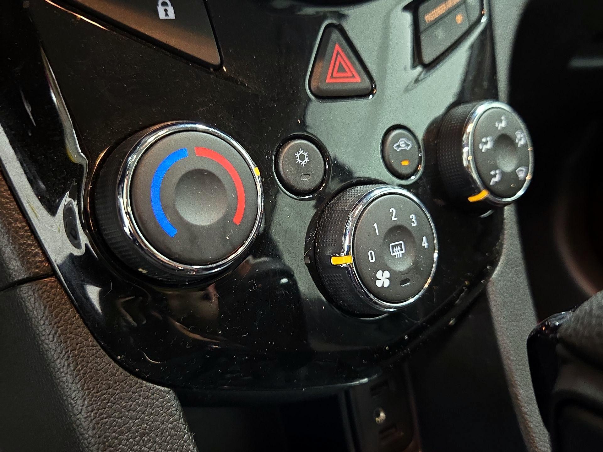 Thumbnail: 2017 Chevrolet Sonic - 16