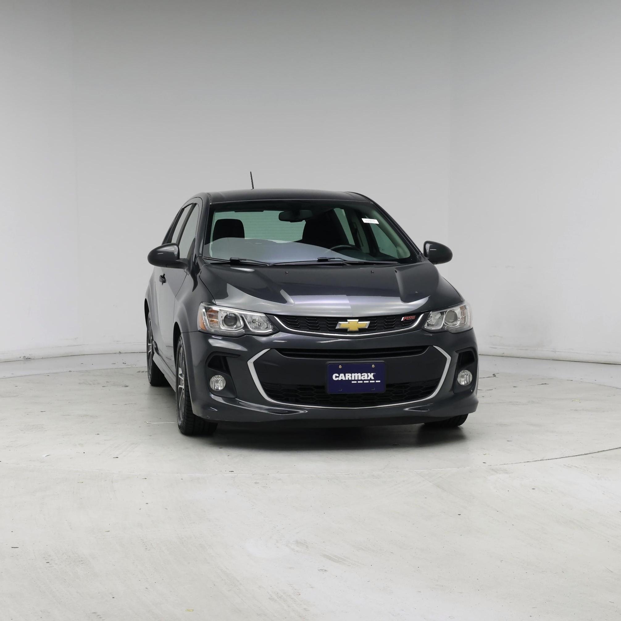 Thumbnail: 2017 Chevrolet Sonic - 5