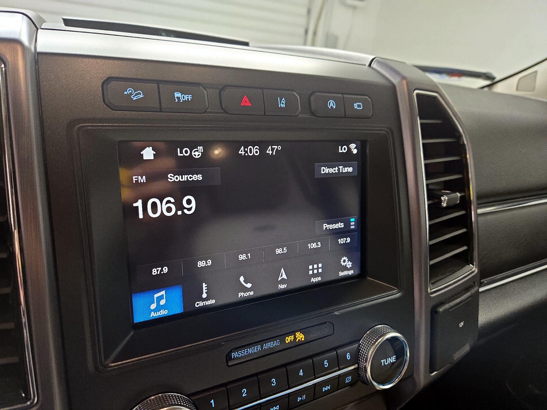 Thumbnail: 2019 Ford Expedition - 16