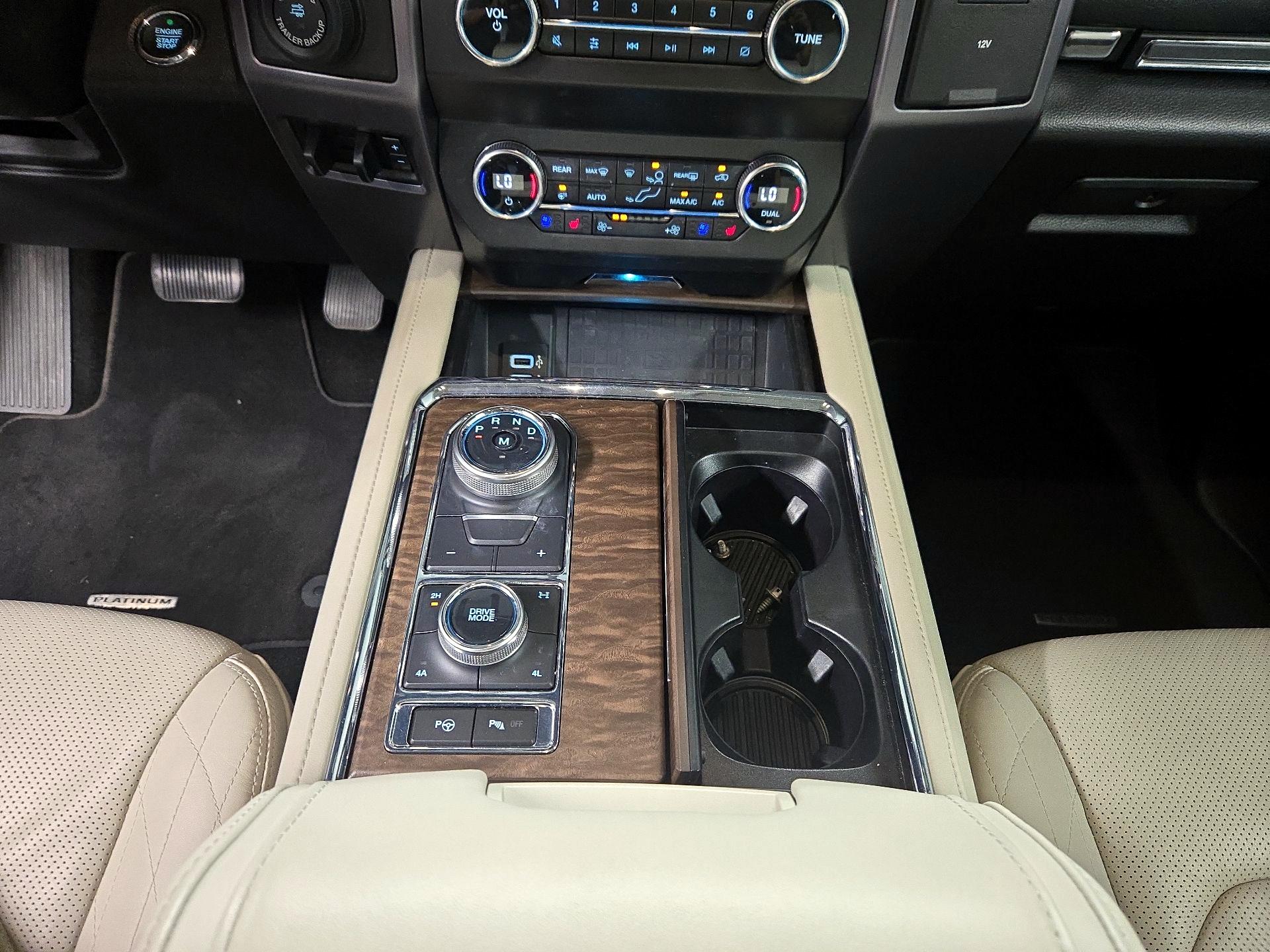 Thumbnail: 2019 Ford Expedition - 18