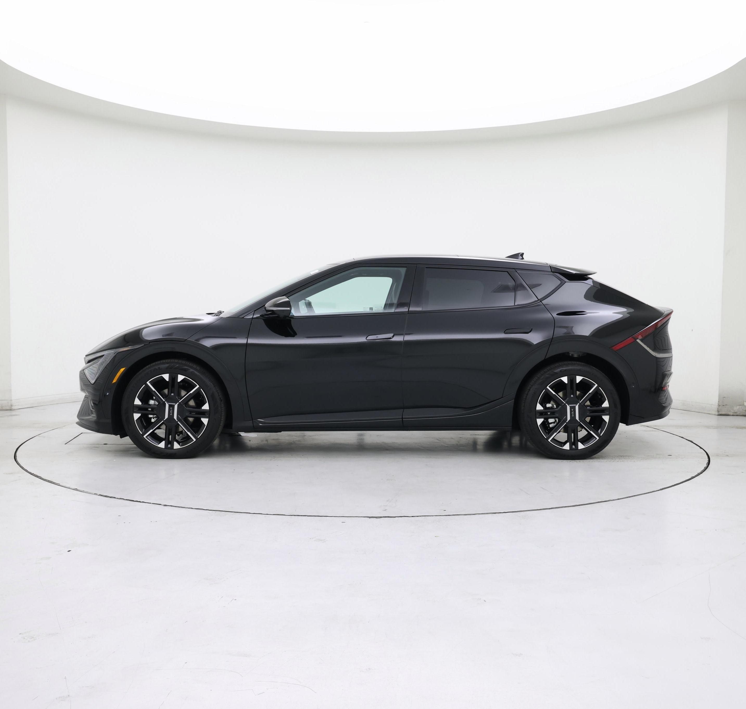 Thumbnail: 2025 Kia EV6 - 3