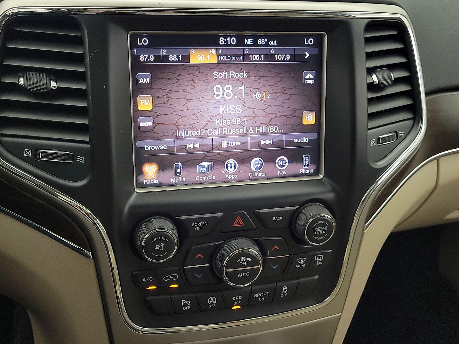 Thumbnail: 2016 Jeep Grand Cherokee - 16