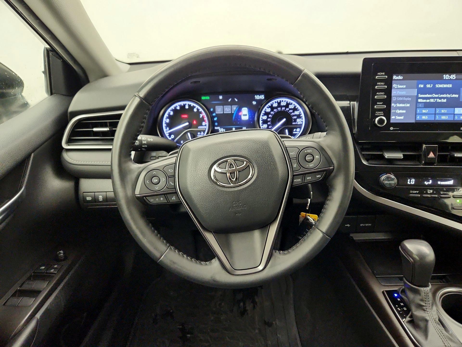 Thumbnail: 2021 Toyota Camry - 10