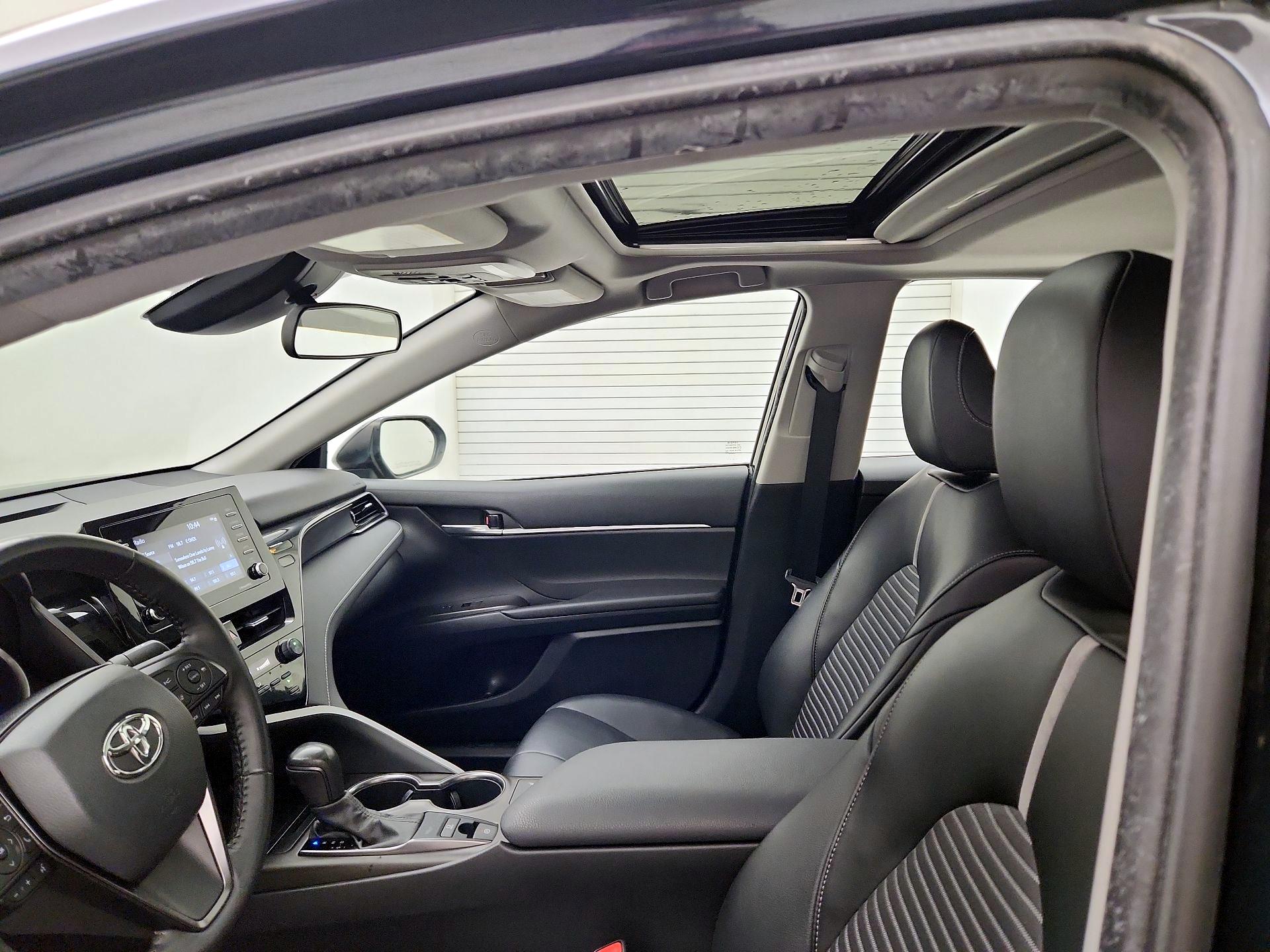 Thumbnail: 2021 Toyota Camry - 19