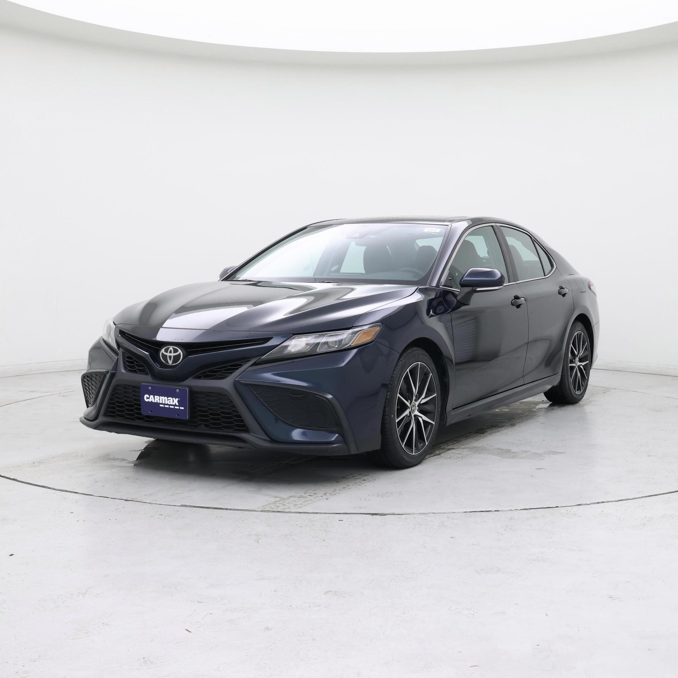 Thumbnail: 2021 Toyota Camry - 4