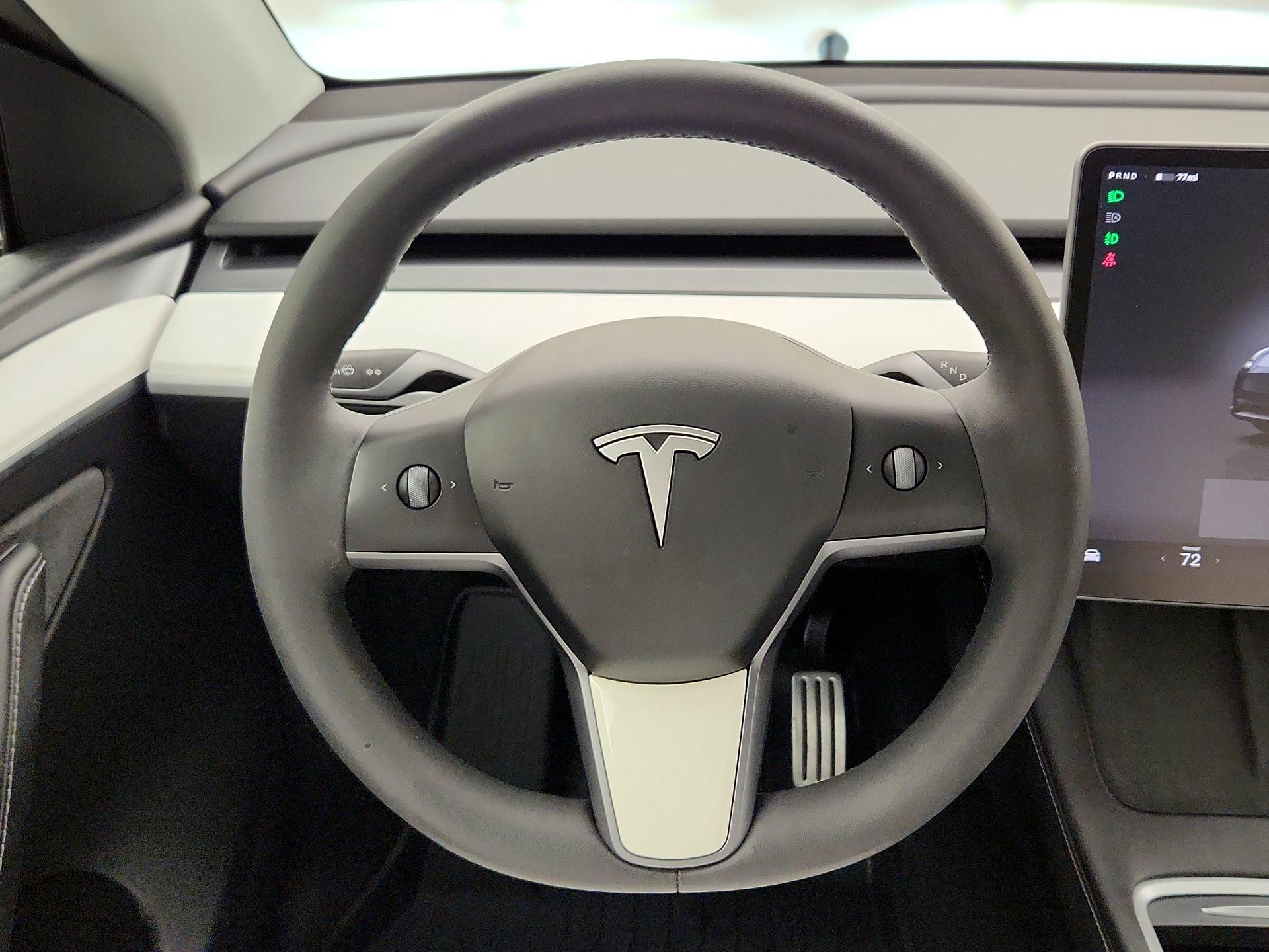 Thumbnail: 2024 Tesla Model Y - 10