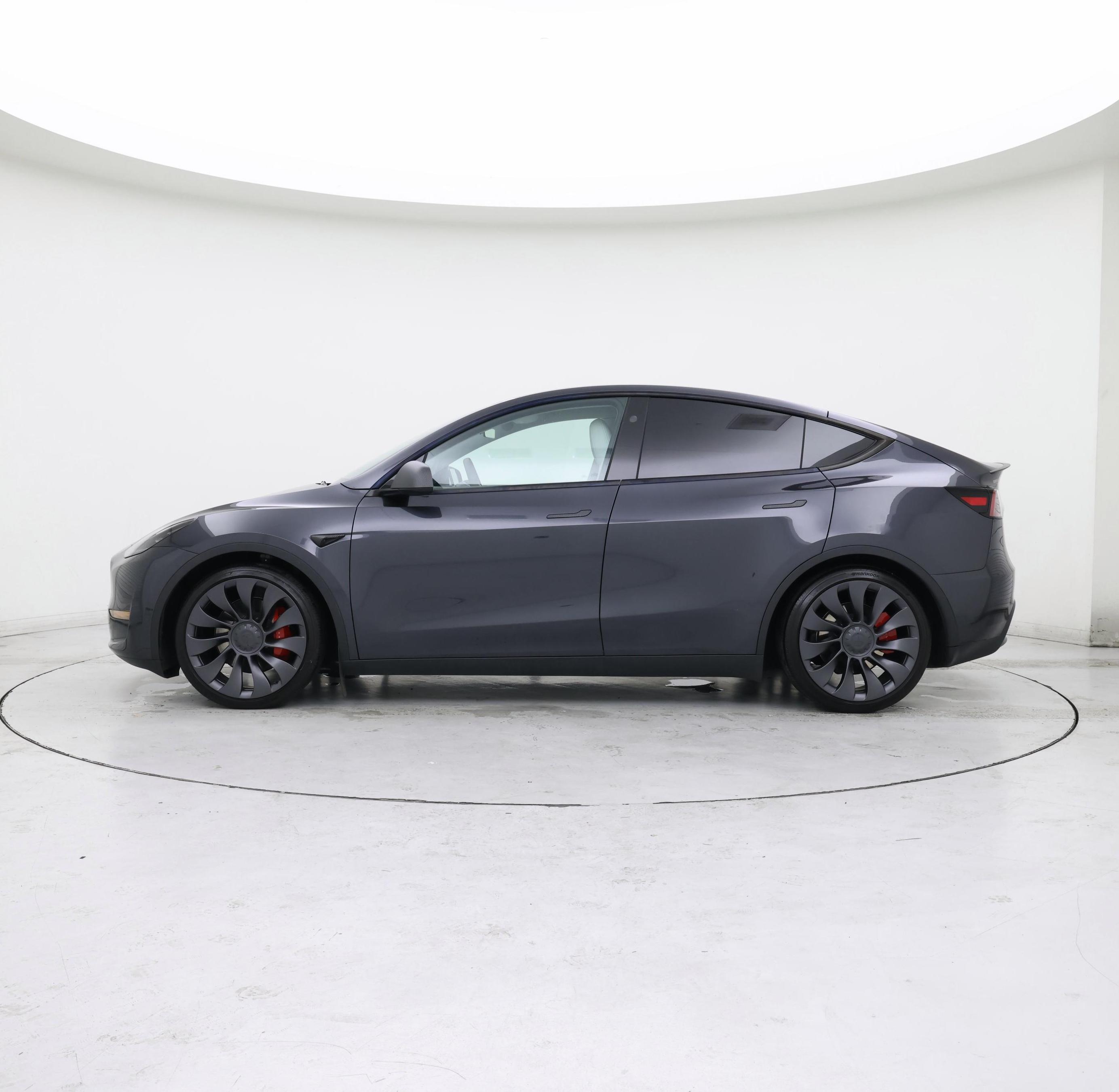 Thumbnail: 2024 Tesla Model Y - 3