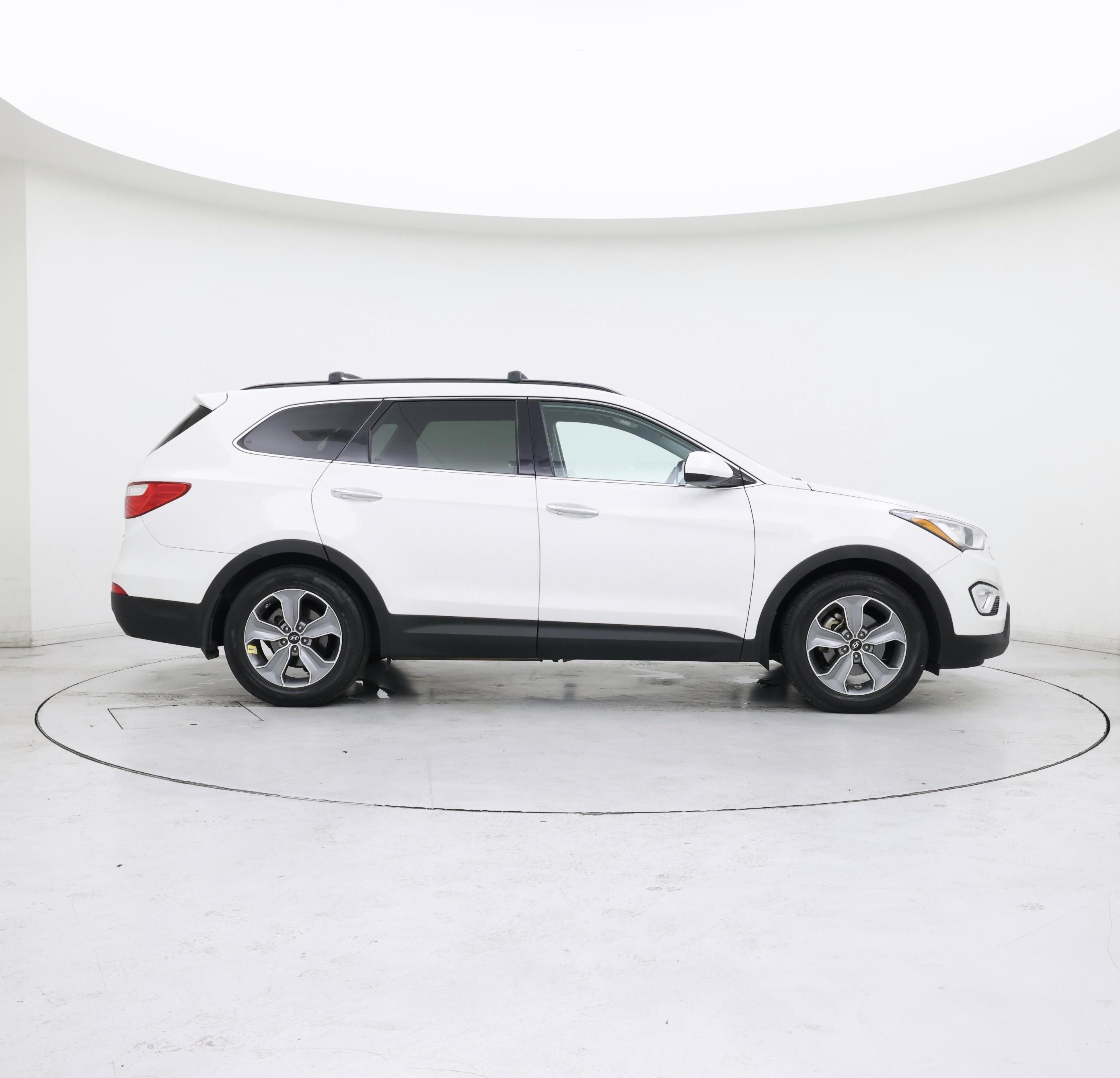 Thumbnail: 2015 Hyundai Santa Fe - 7