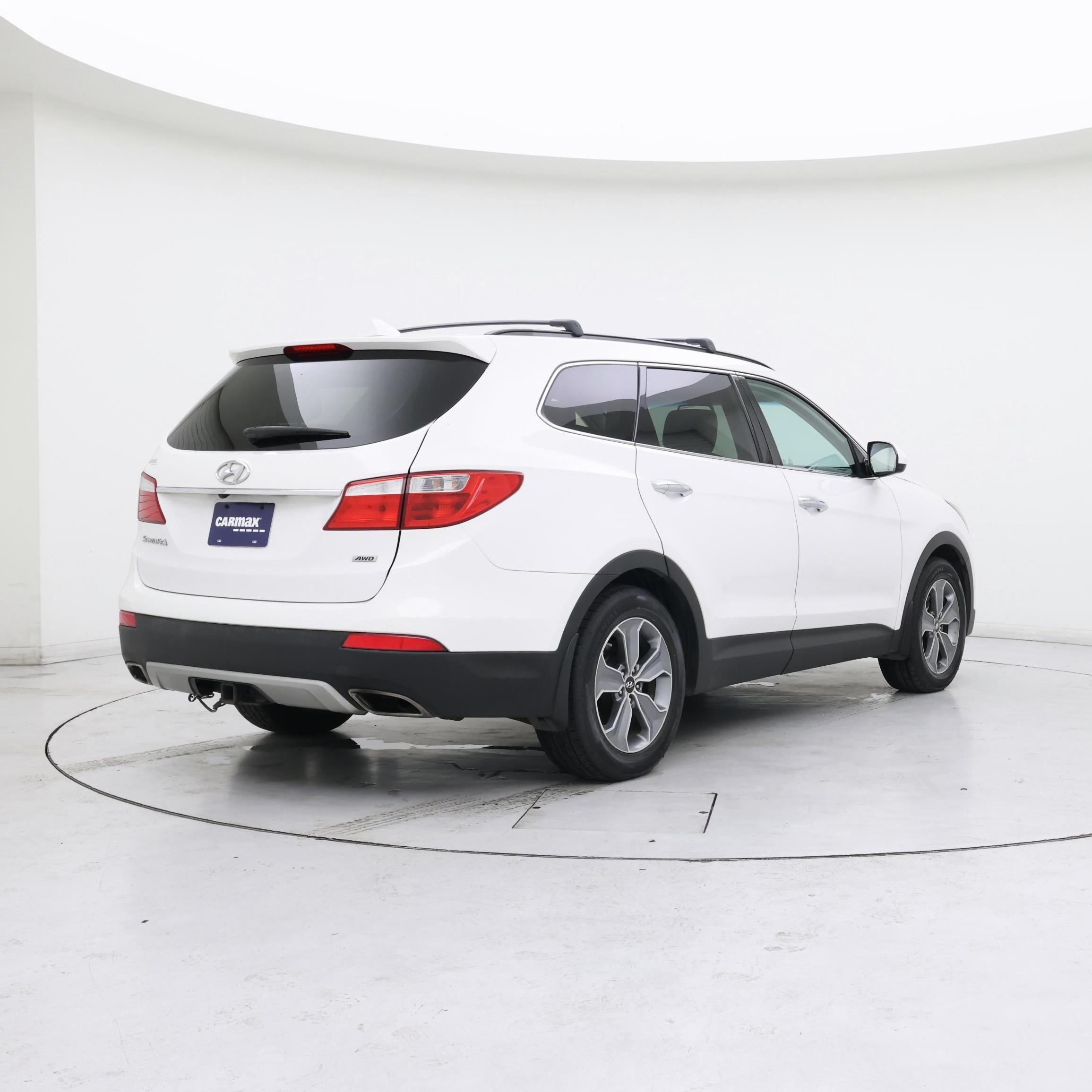 Thumbnail: 2015 Hyundai Santa Fe - 8