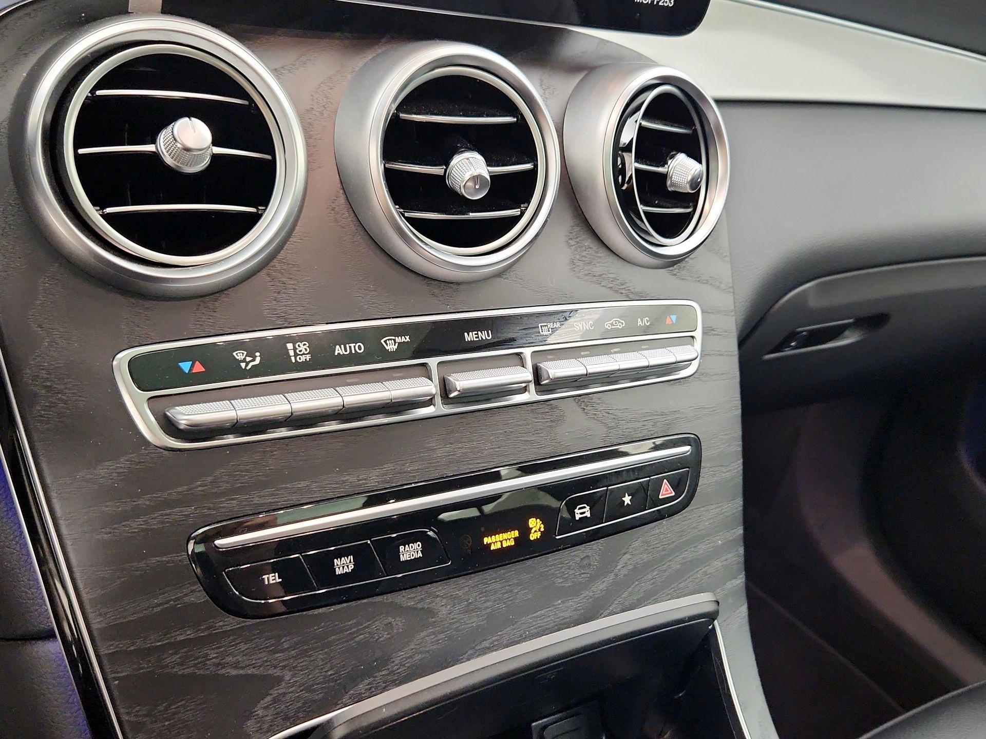 Thumbnail: 2021 Mercedes-Benz GLC - 16