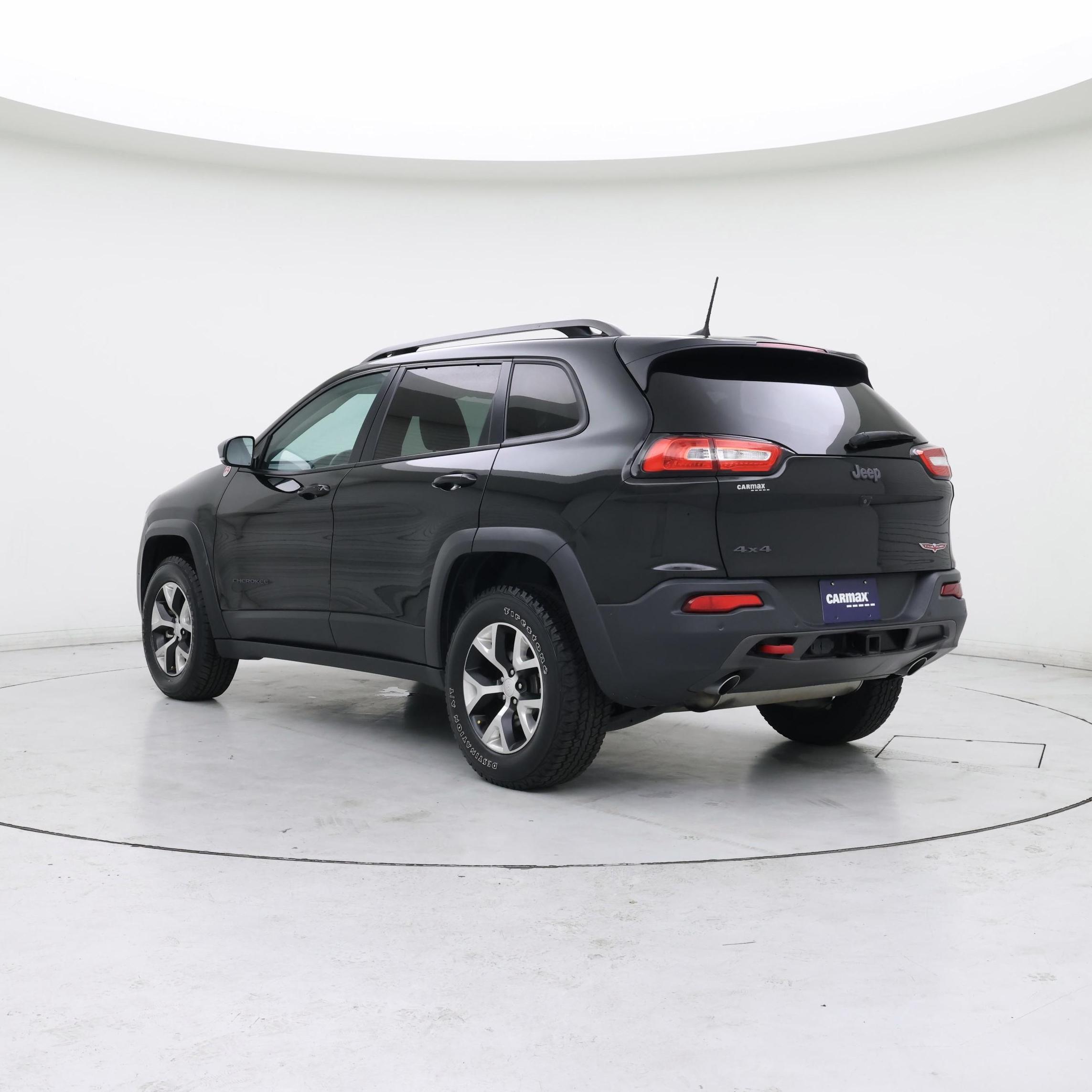 Thumbnail: 2018 Jeep Cherokee - 2