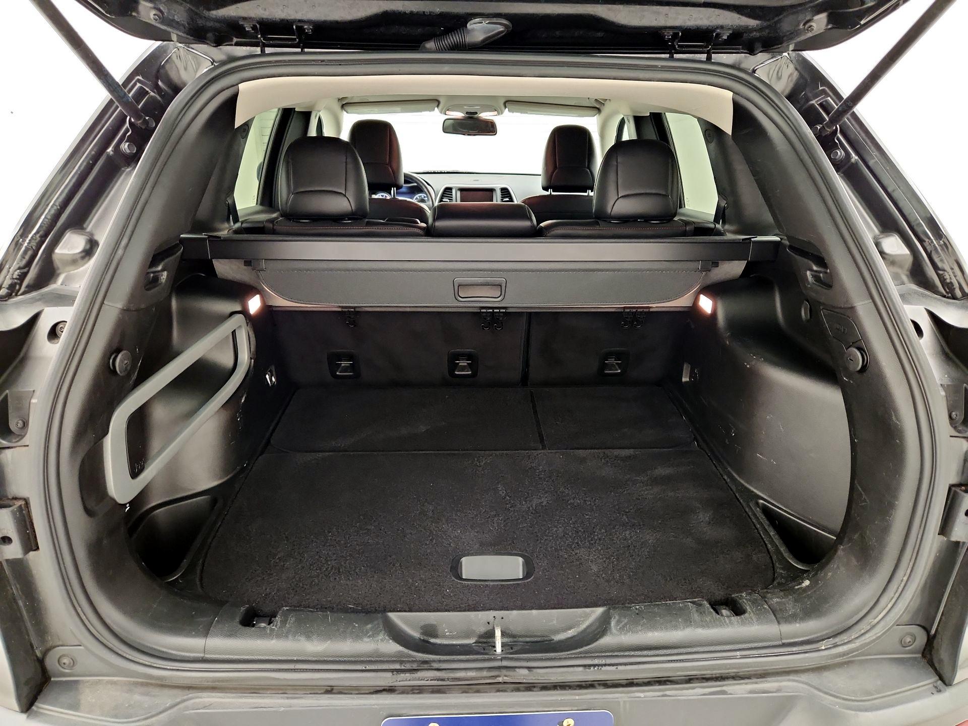 Thumbnail: 2018 Jeep Cherokee - 20