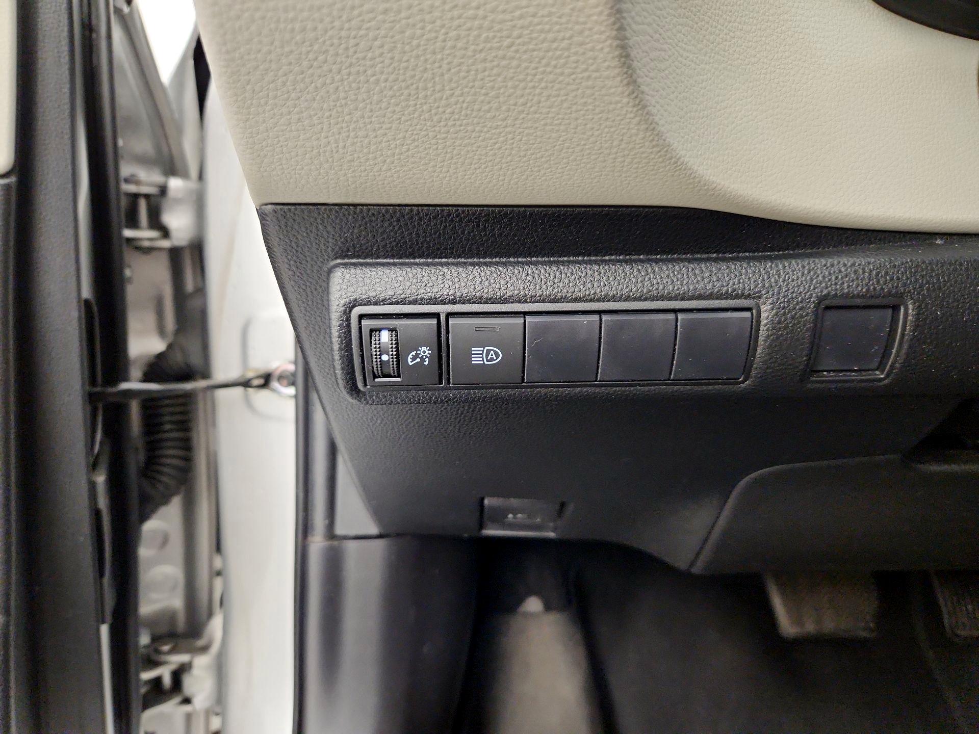 Thumbnail: 2021 Toyota Corolla - 13