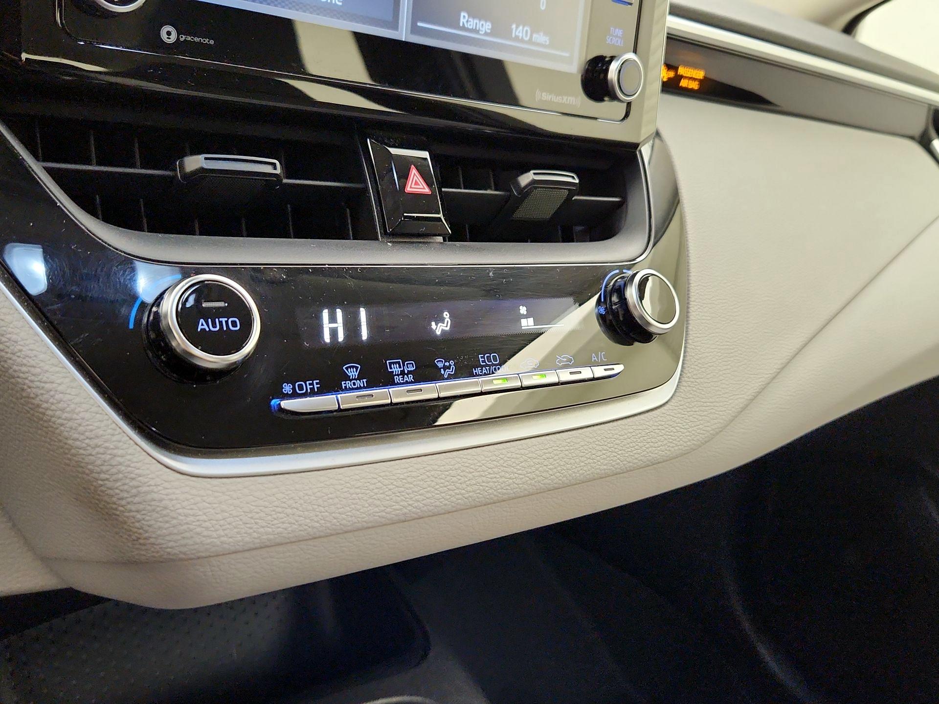 Thumbnail: 2021 Toyota Corolla - 16