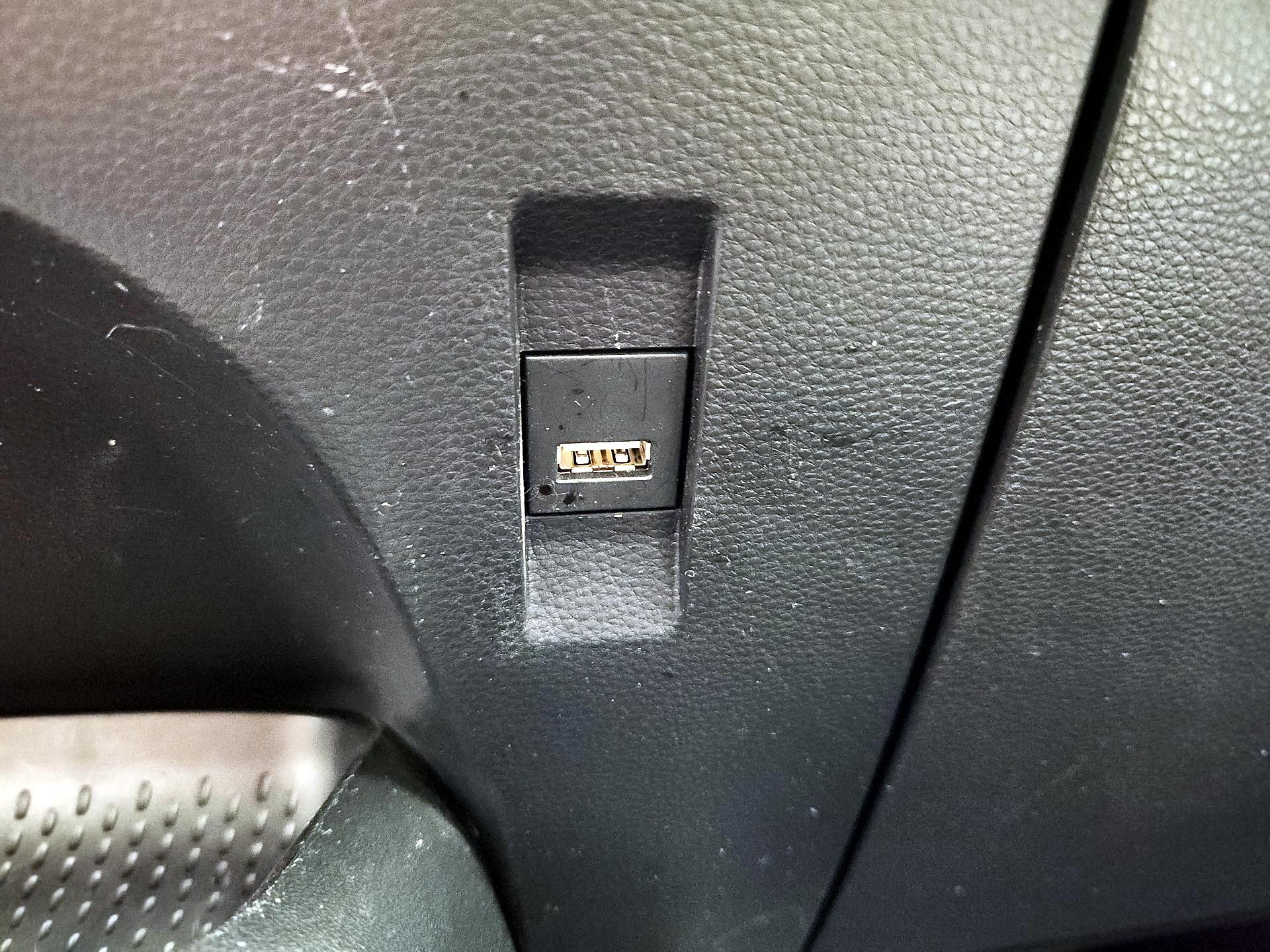 Thumbnail: 2021 Toyota Corolla - 18