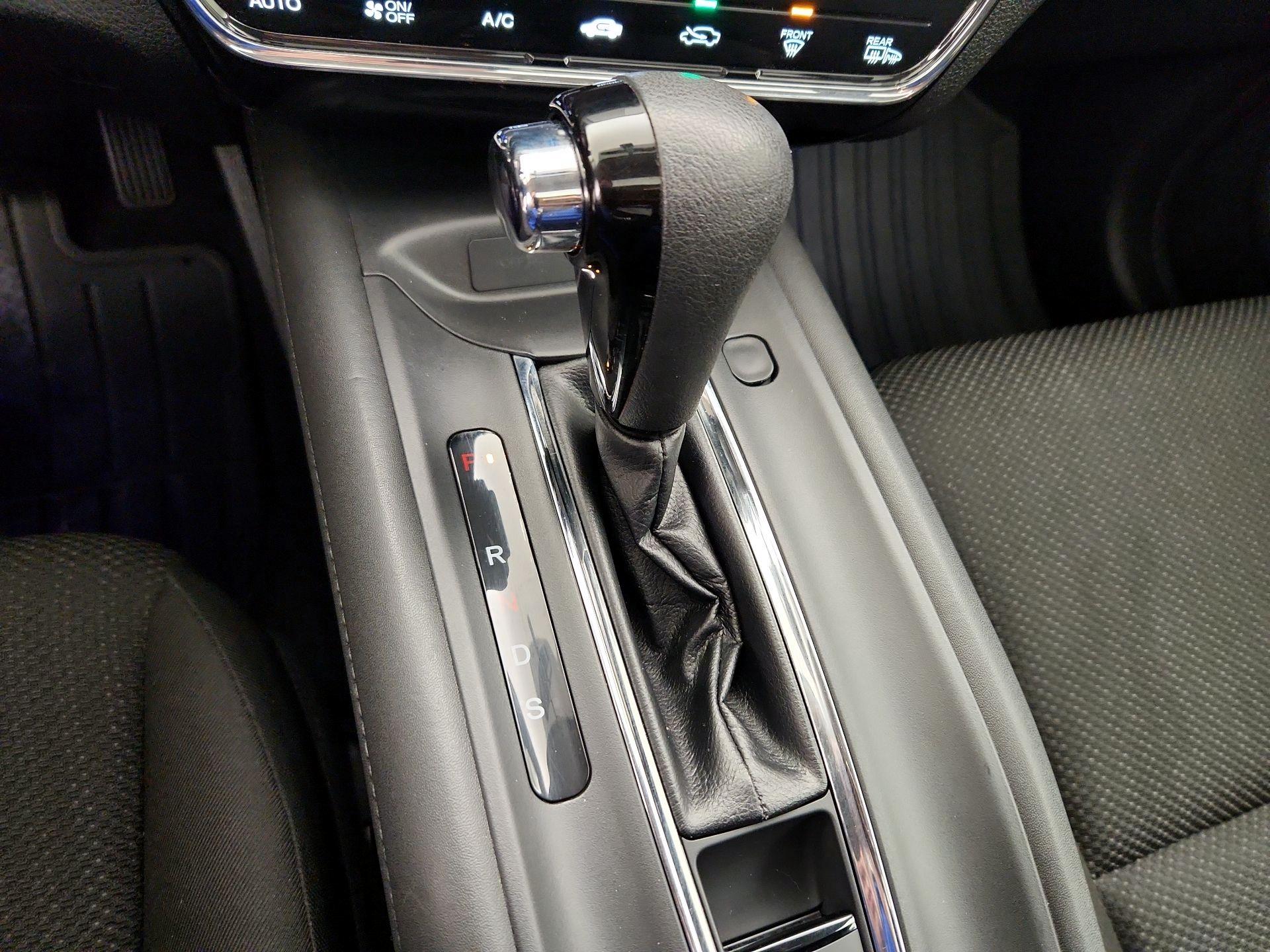 Thumbnail: 2017 Honda HR-V - 18