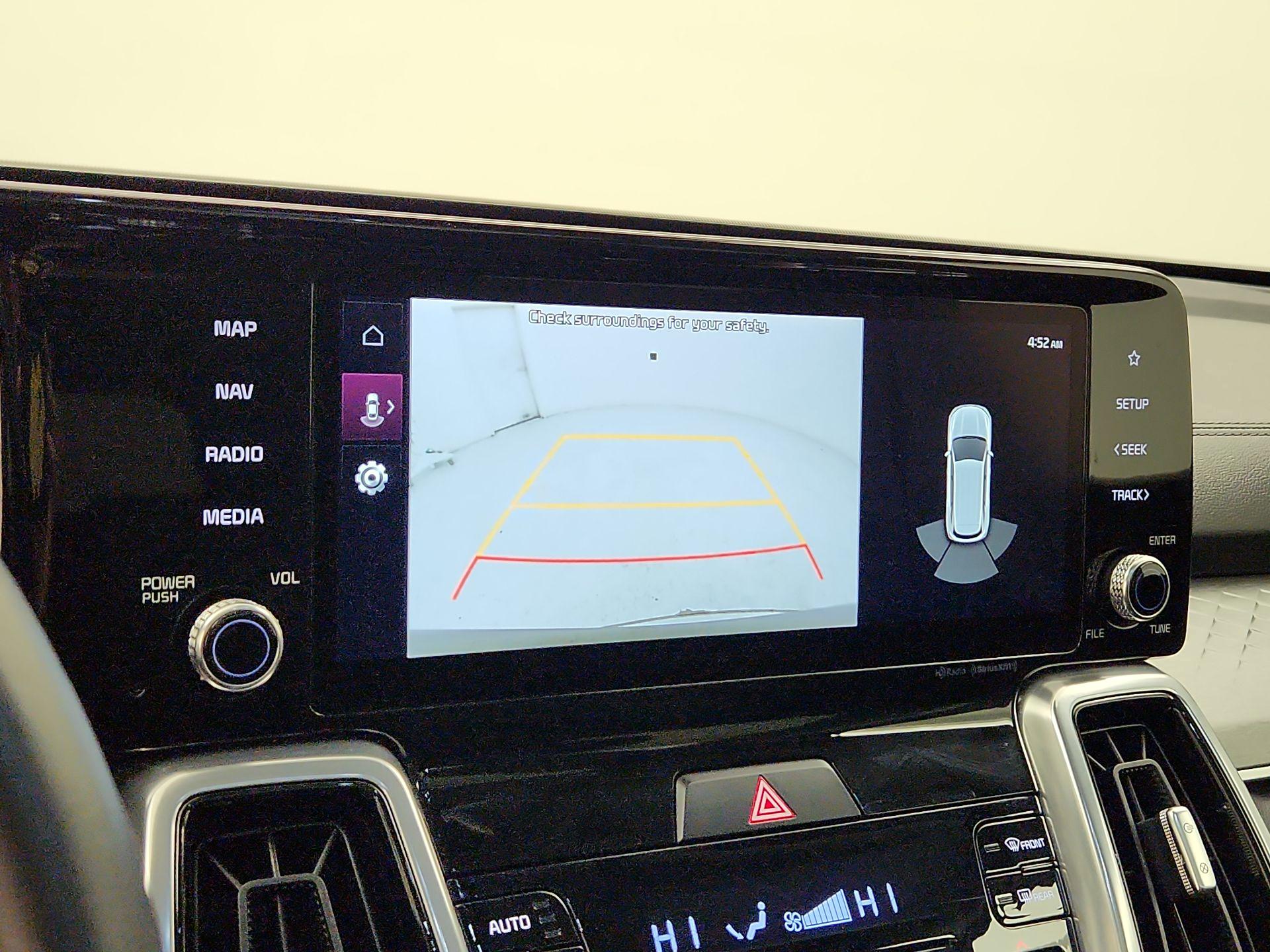 Thumbnail: 2023 Kia Sorento - 15