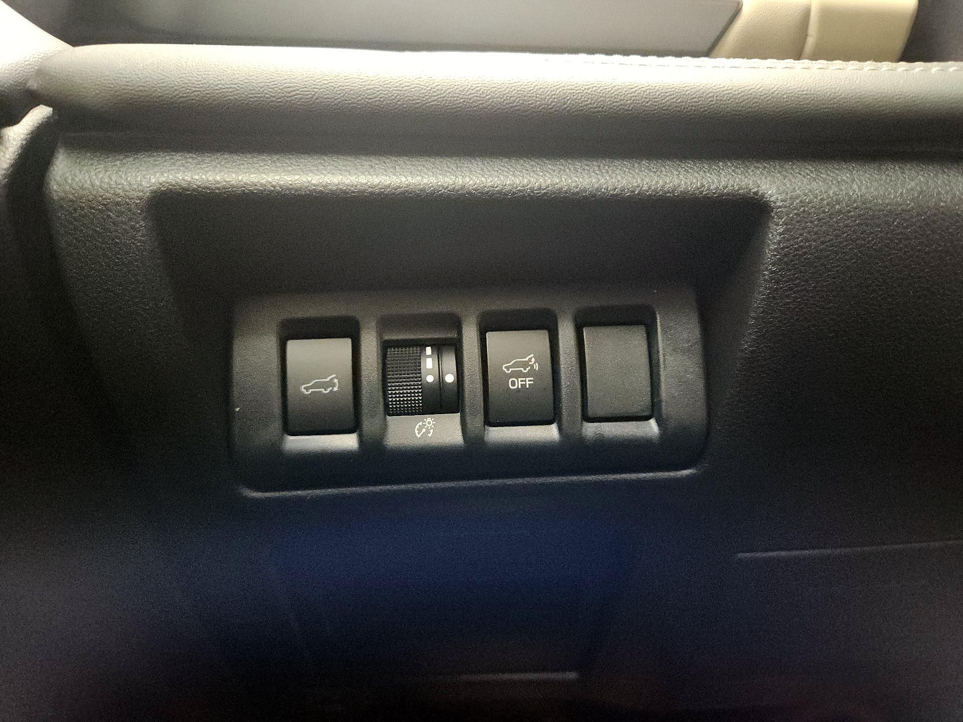 Thumbnail: 2022 Subaru Outback - 13